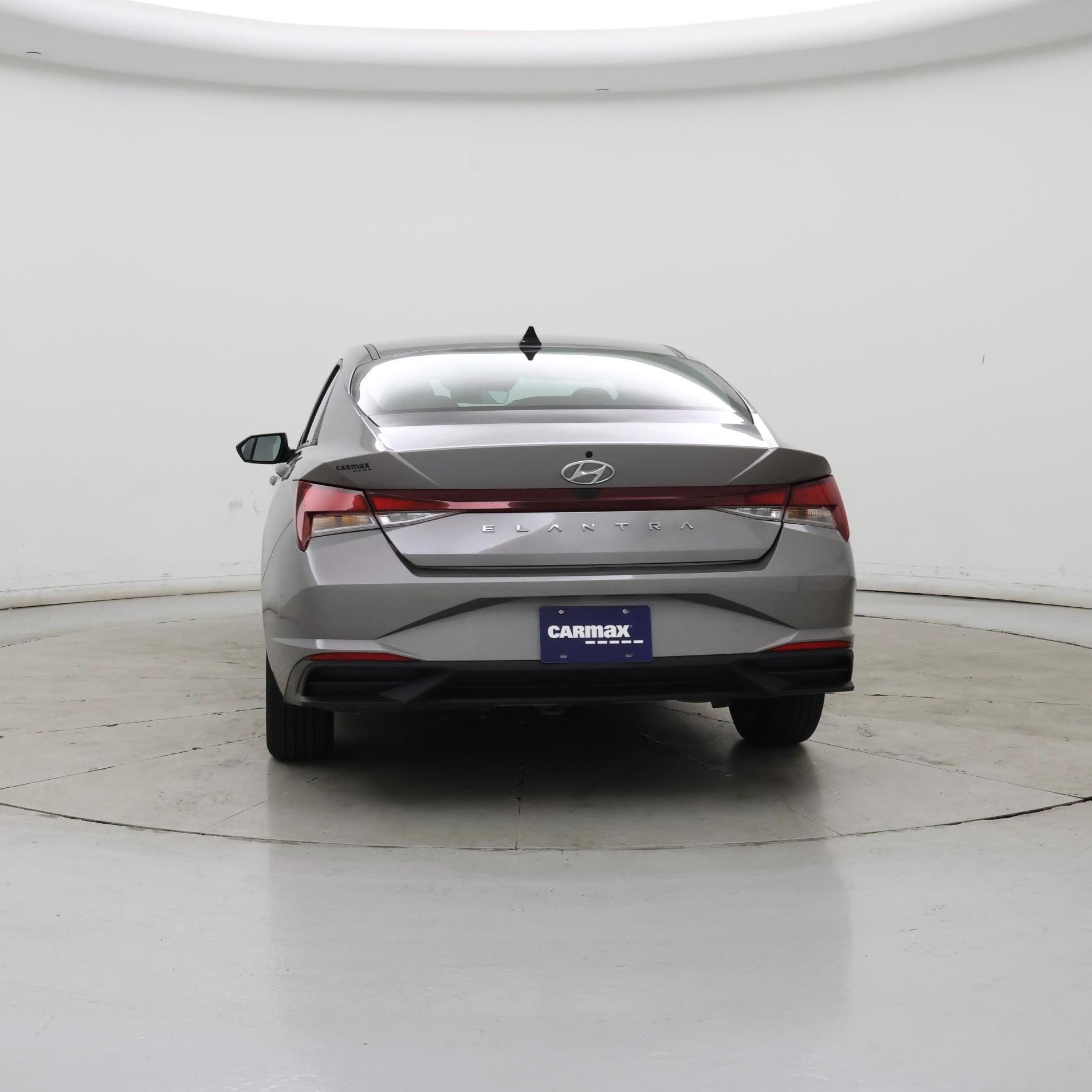 Thumbnail: 2022 Hyundai Elantra - 6