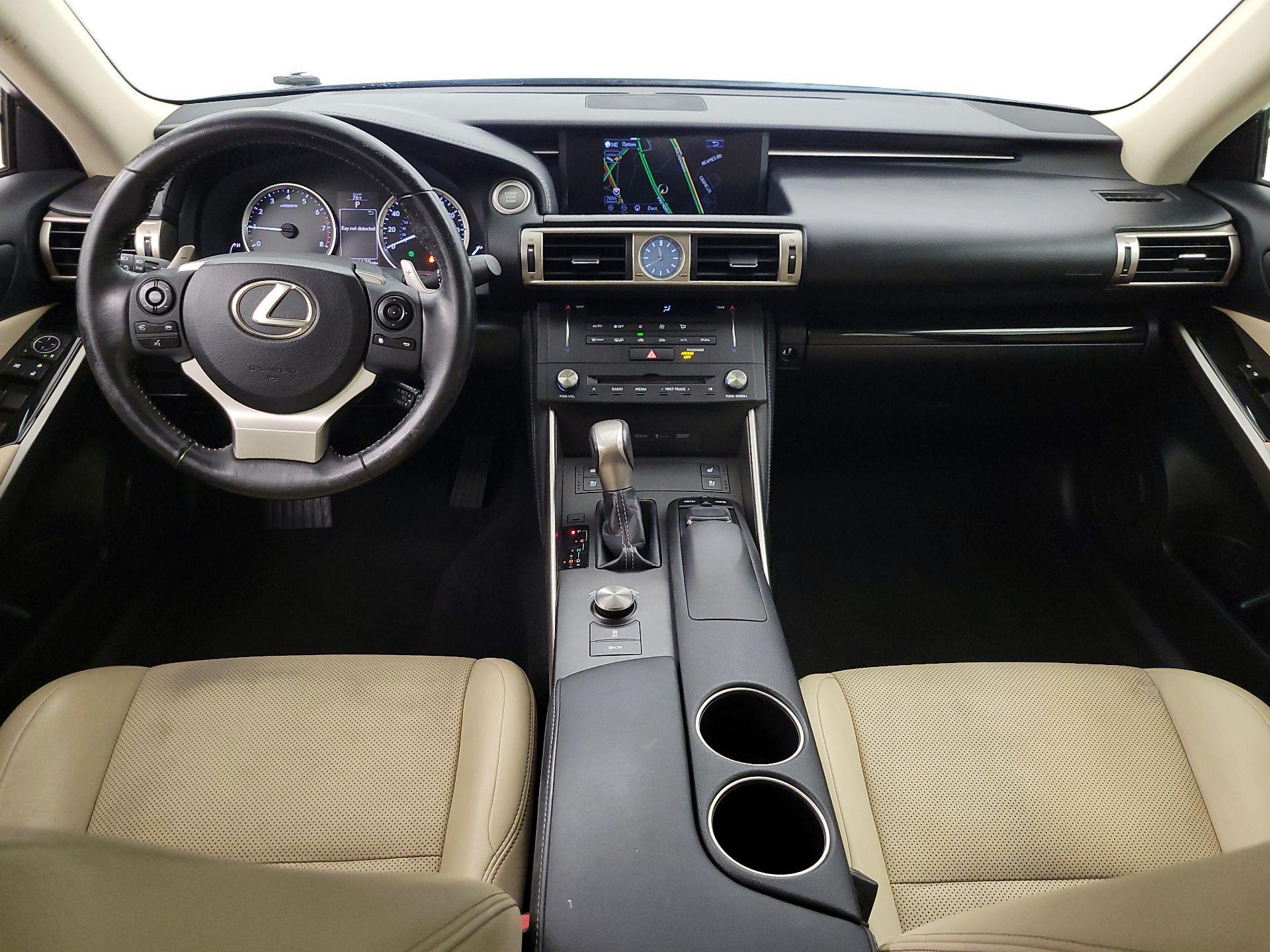 Thumbnail: 2015 Lexus IS - 9