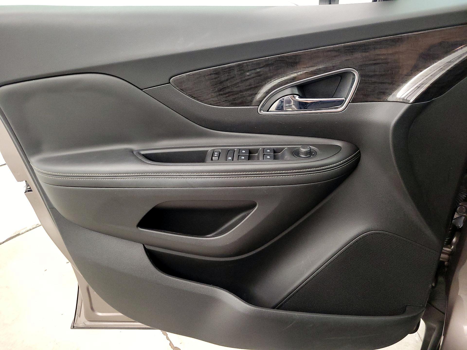 Thumbnail: 2015 Buick Encore - 12