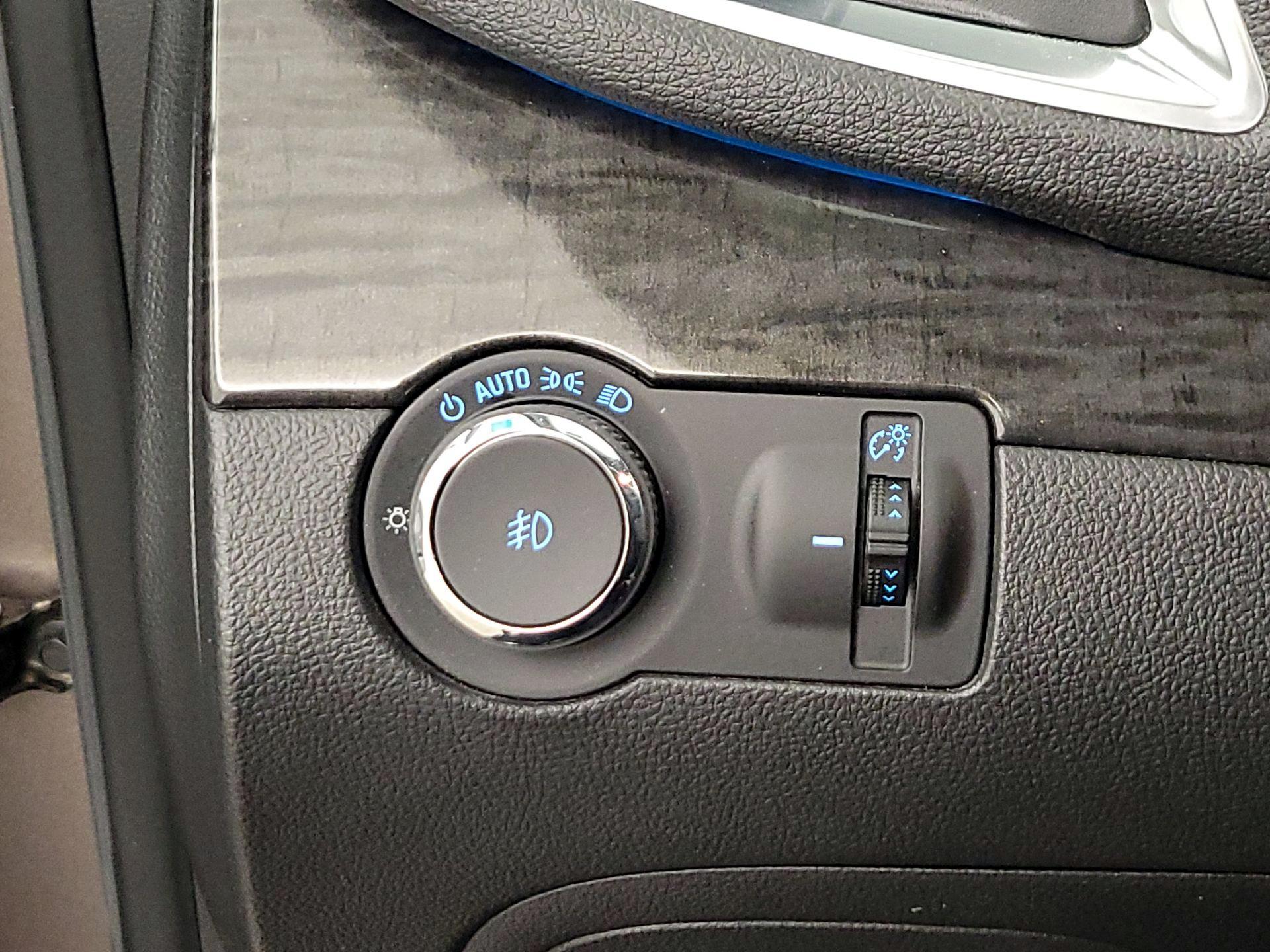 Thumbnail: 2015 Buick Encore - 13