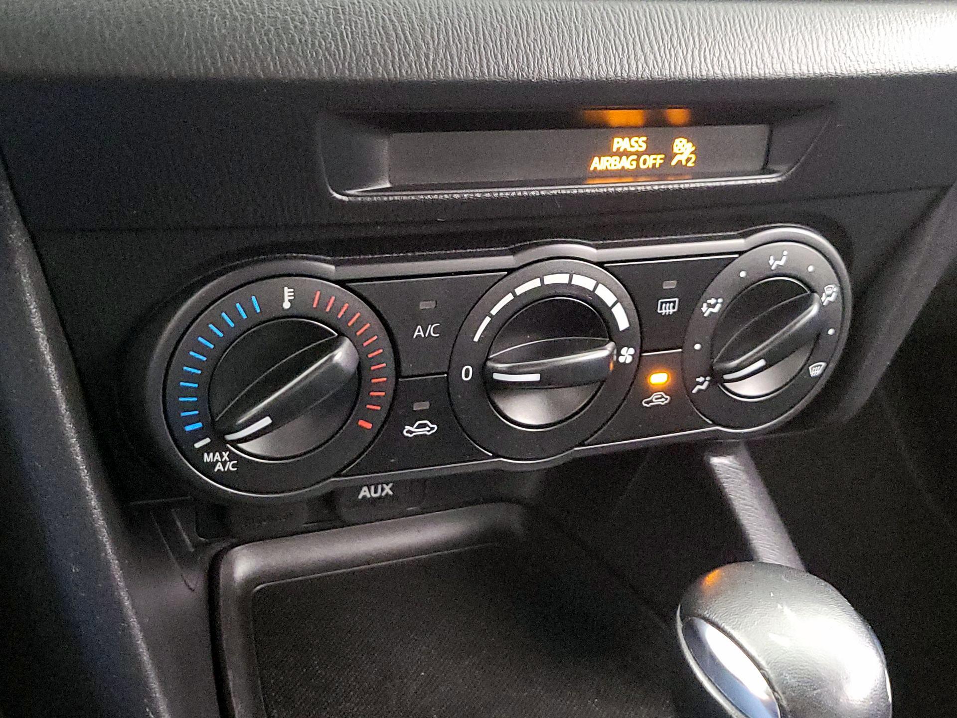 Thumbnail: 2015 Mazda Mazda3 - 15