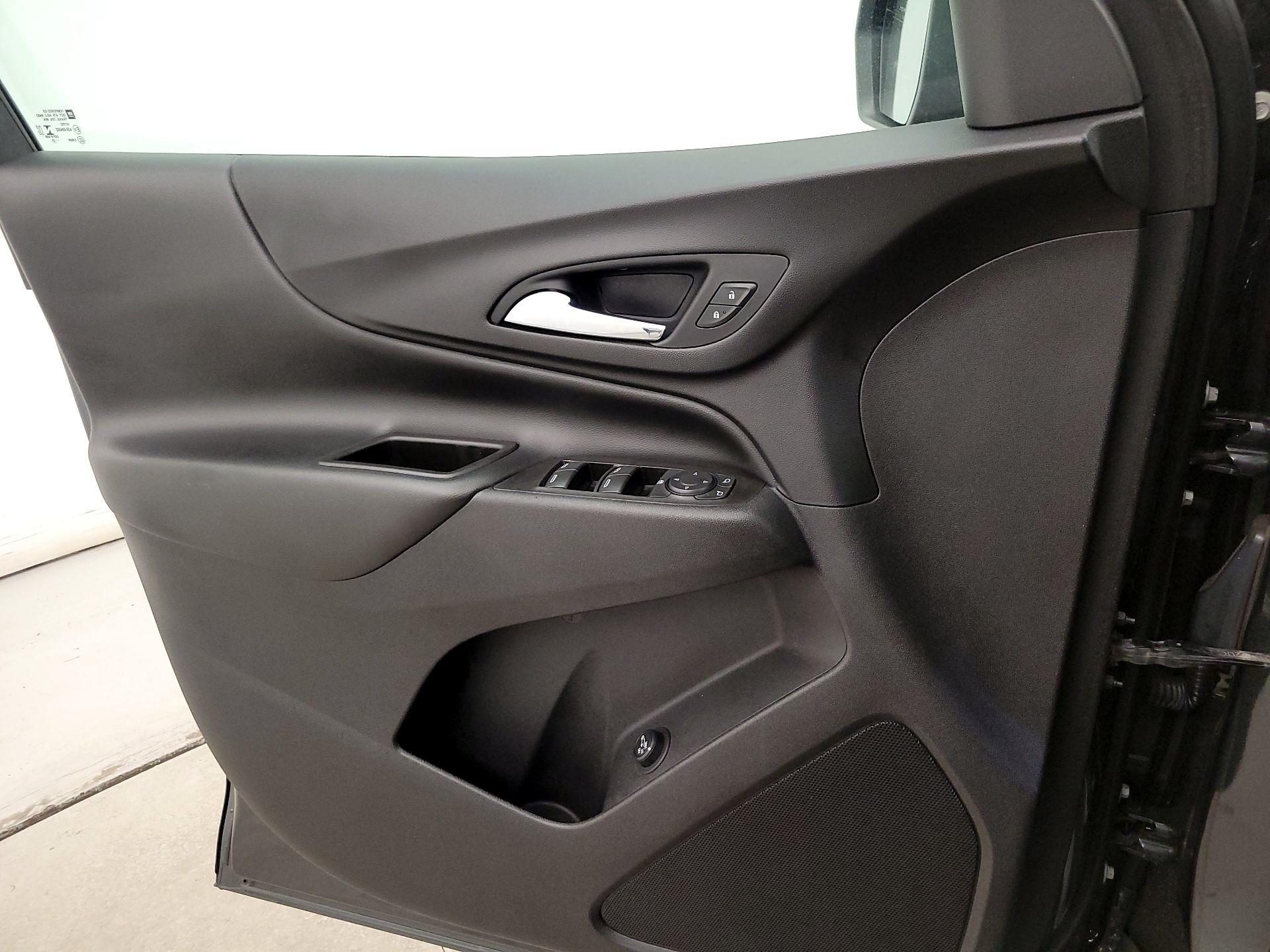 Thumbnail: 2020 Chevrolet Equinox - 12