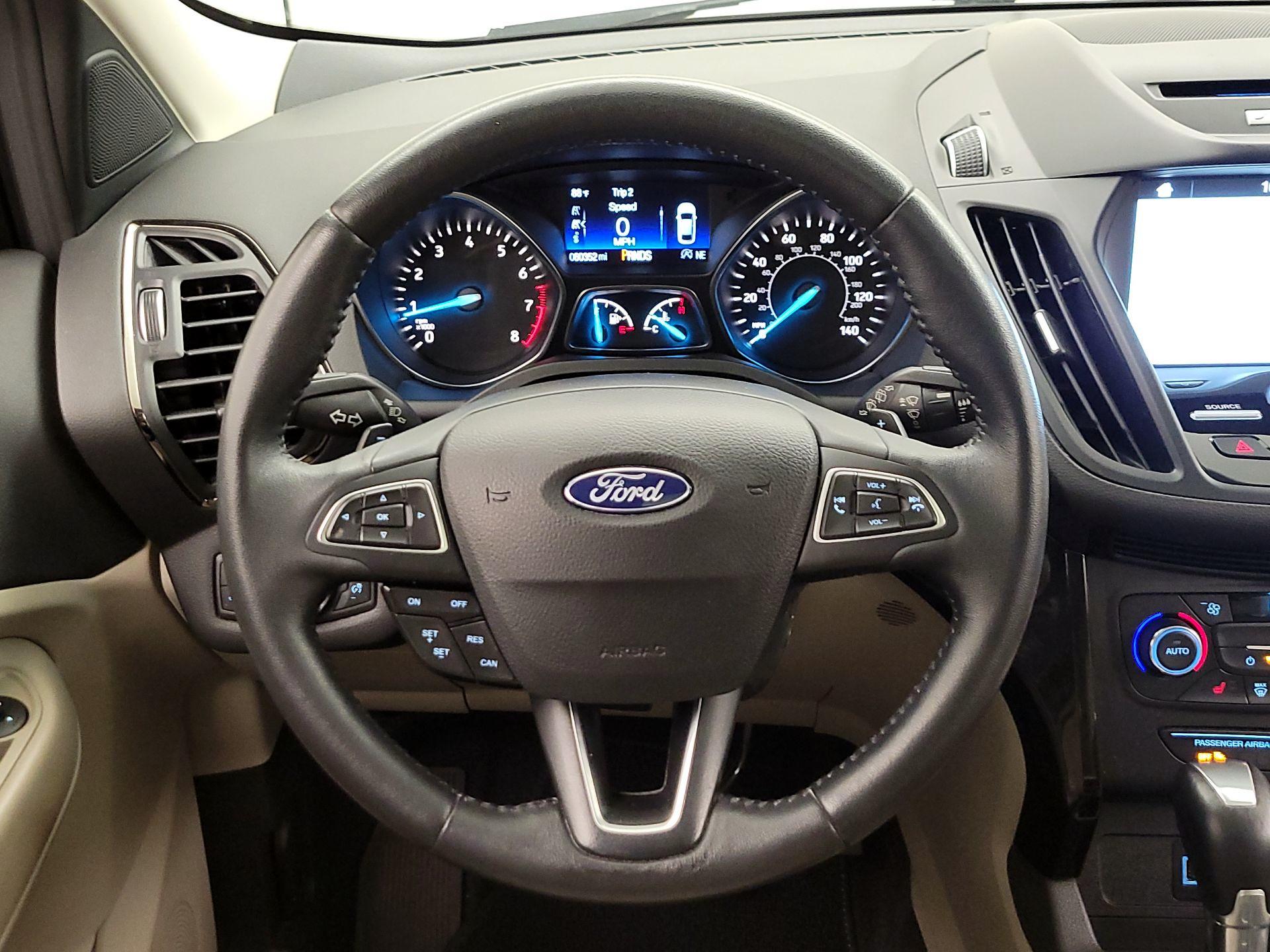 Thumbnail: 2017 Ford Escape - 10