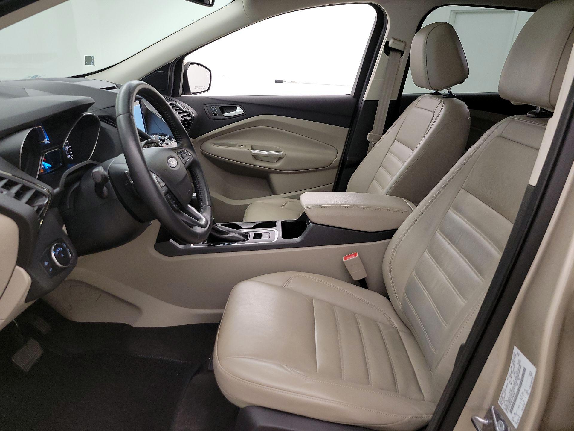 Thumbnail: 2017 Ford Escape - 11