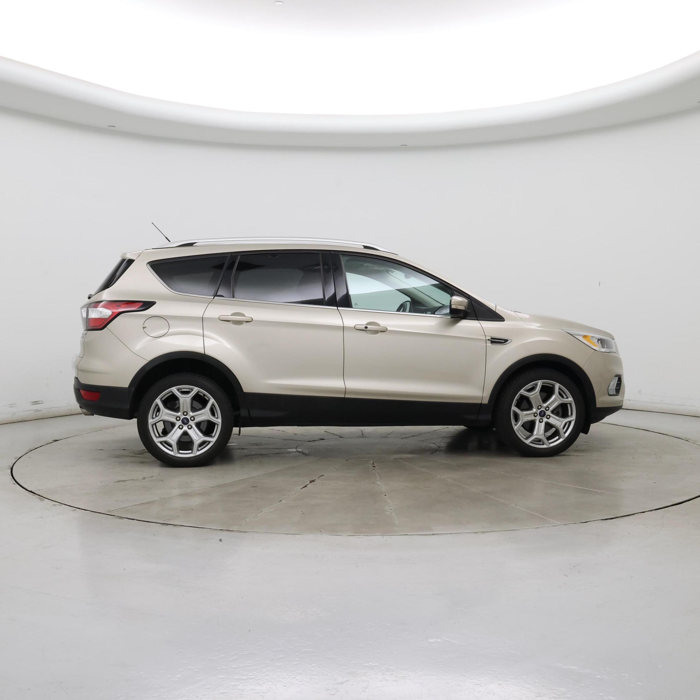 Thumbnail: 2017 Ford Escape - 7