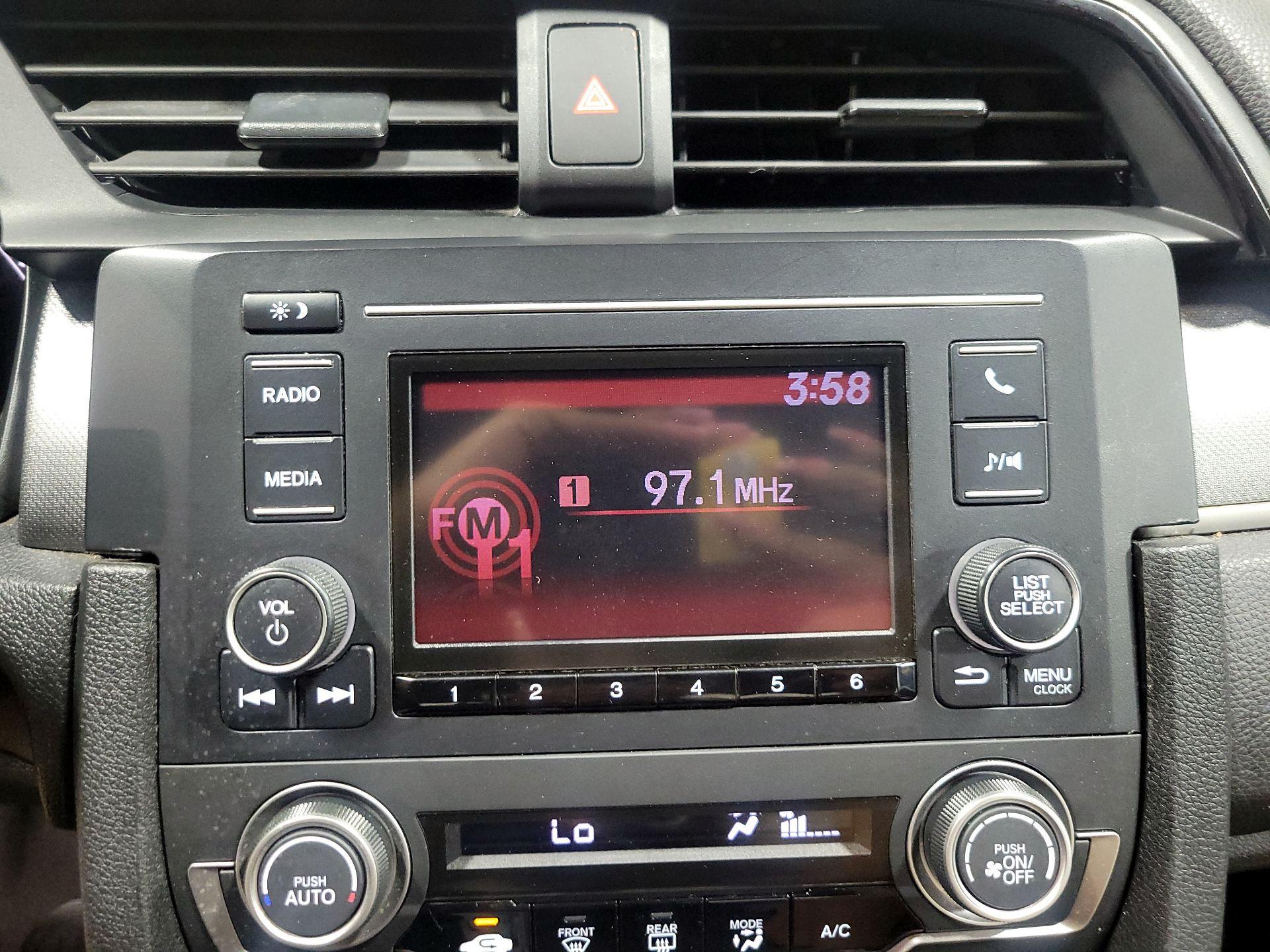 Thumbnail: 2016 Honda Civic - 15