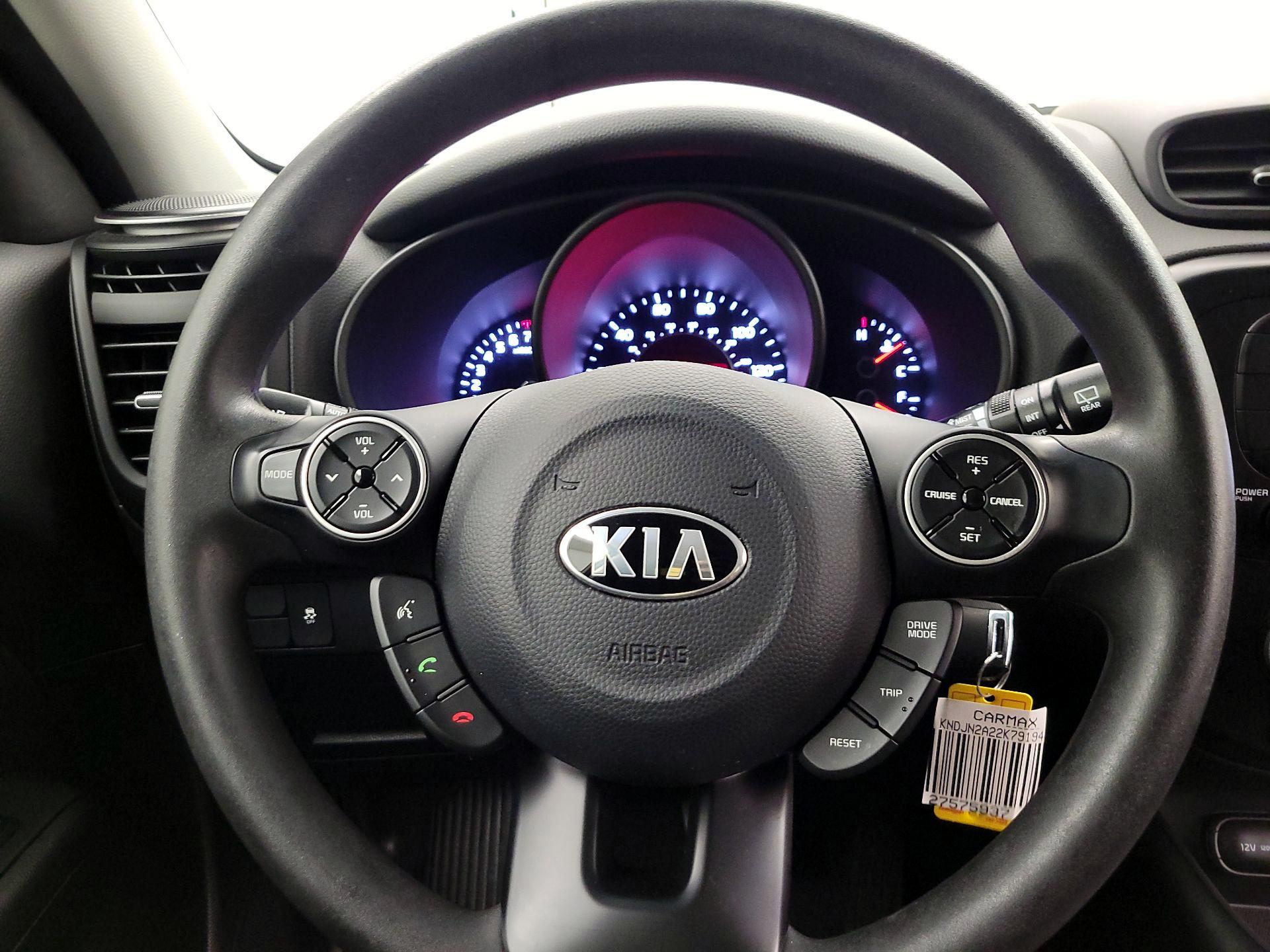 Thumbnail: 2019 Kia Soul - 10