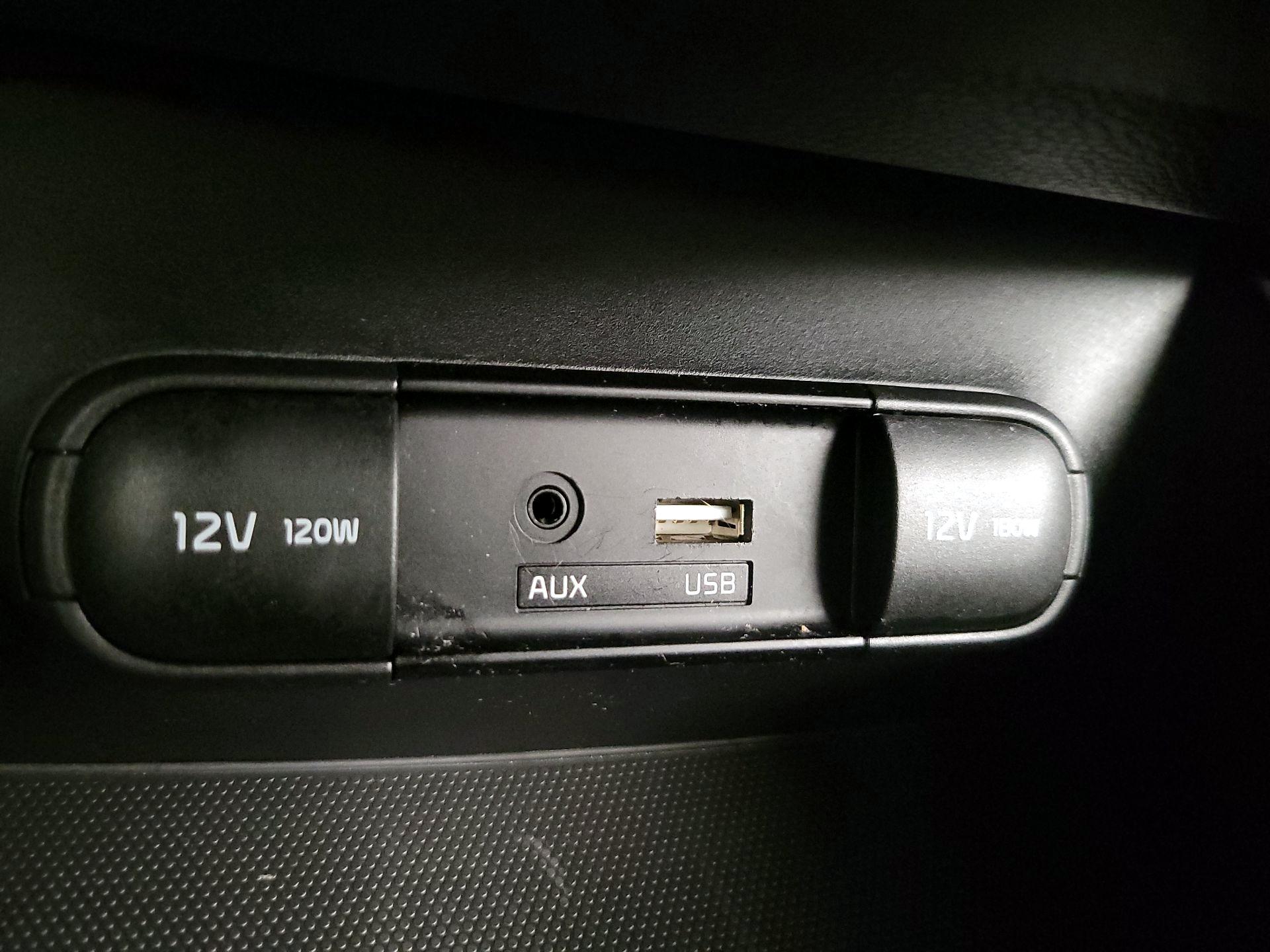 Thumbnail: 2019 Kia Soul - 18