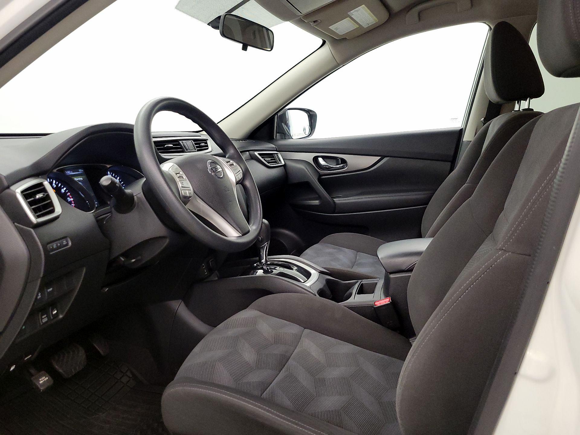 Thumbnail: 2016 Nissan Rogue - 11