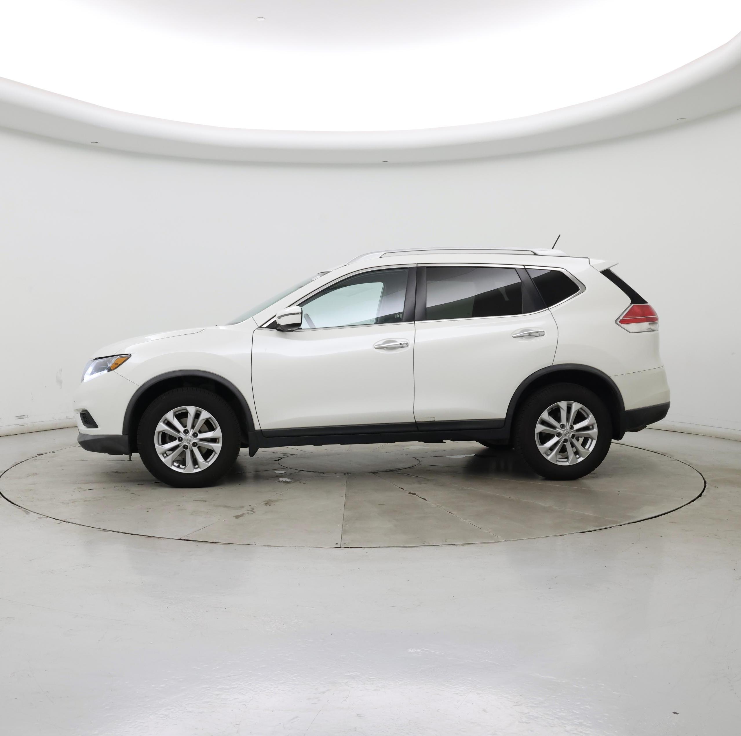 Thumbnail: 2016 Nissan Rogue - 3