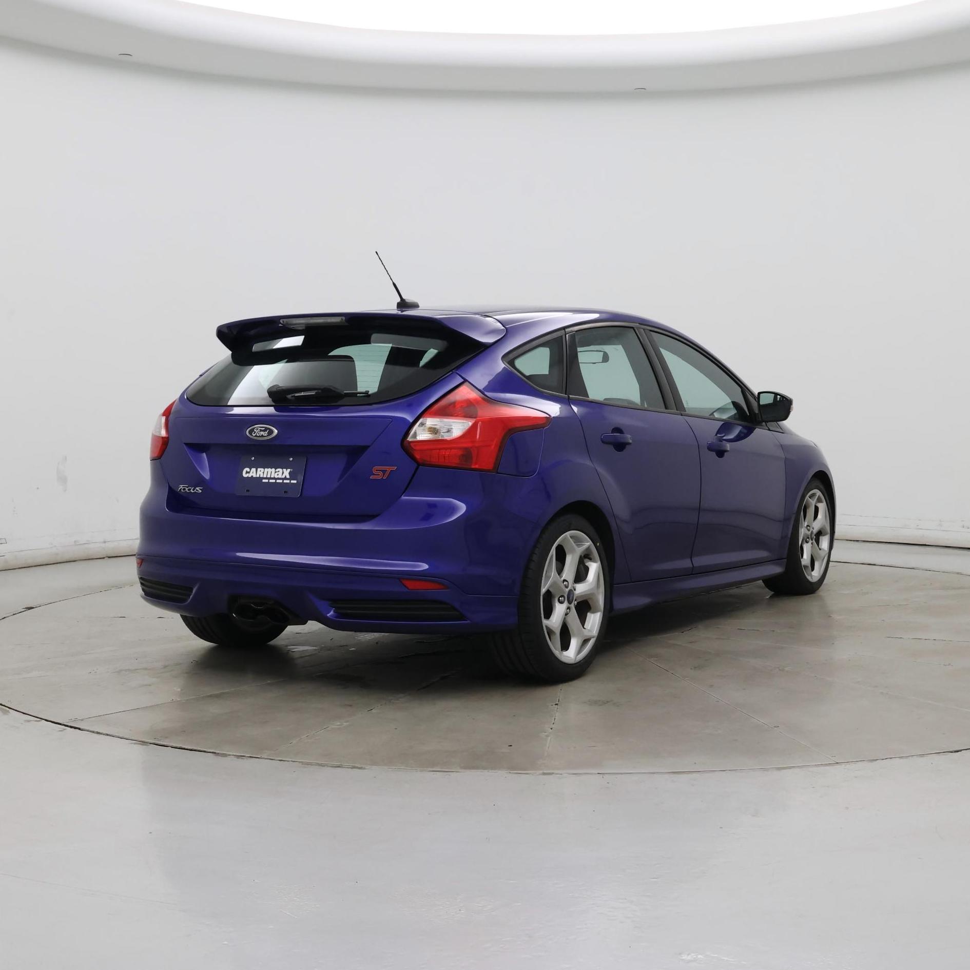 Thumbnail: 2013 Ford Focus - 8
