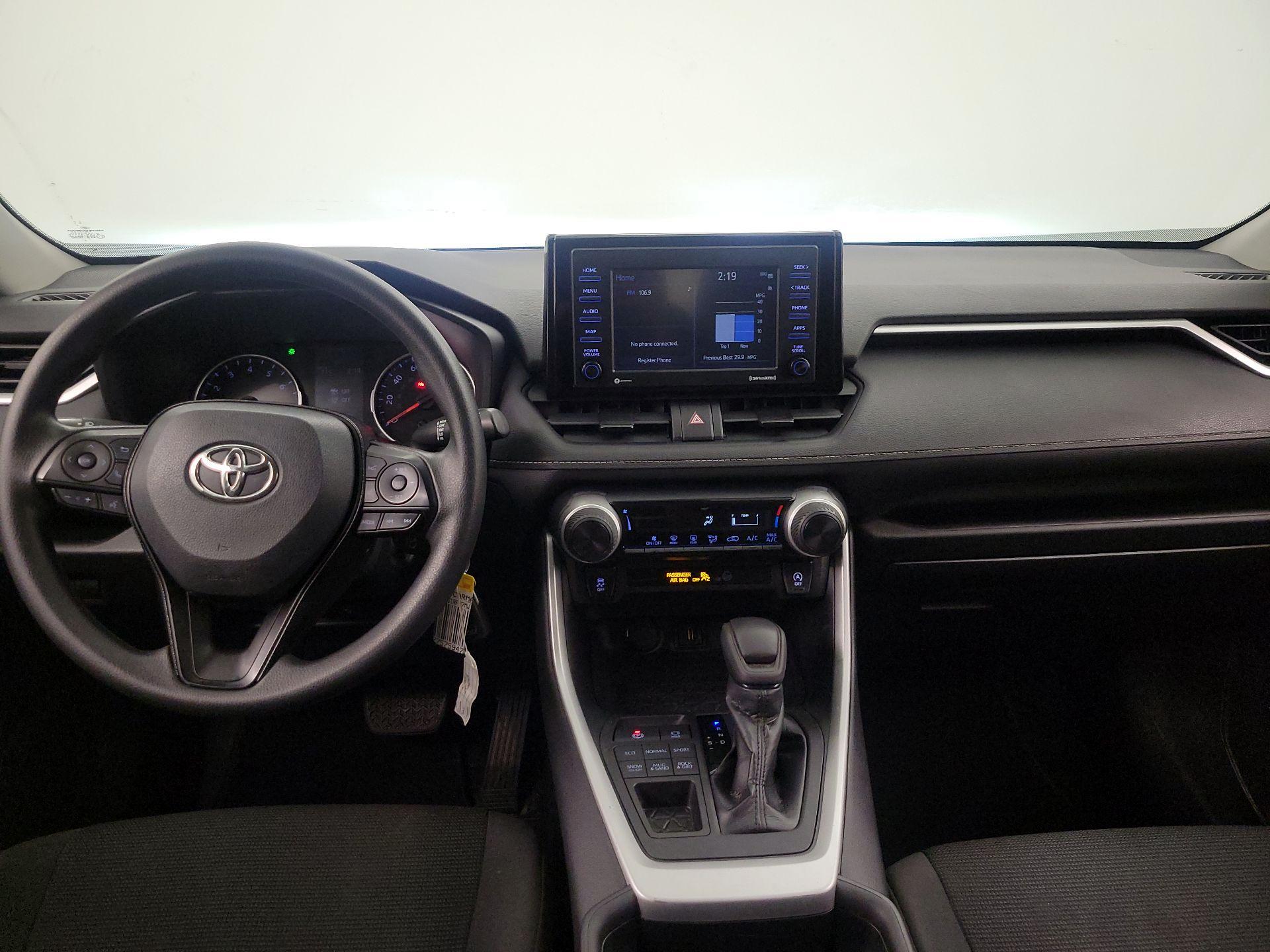 Thumbnail: 2021 Toyota RAV4 - 9
