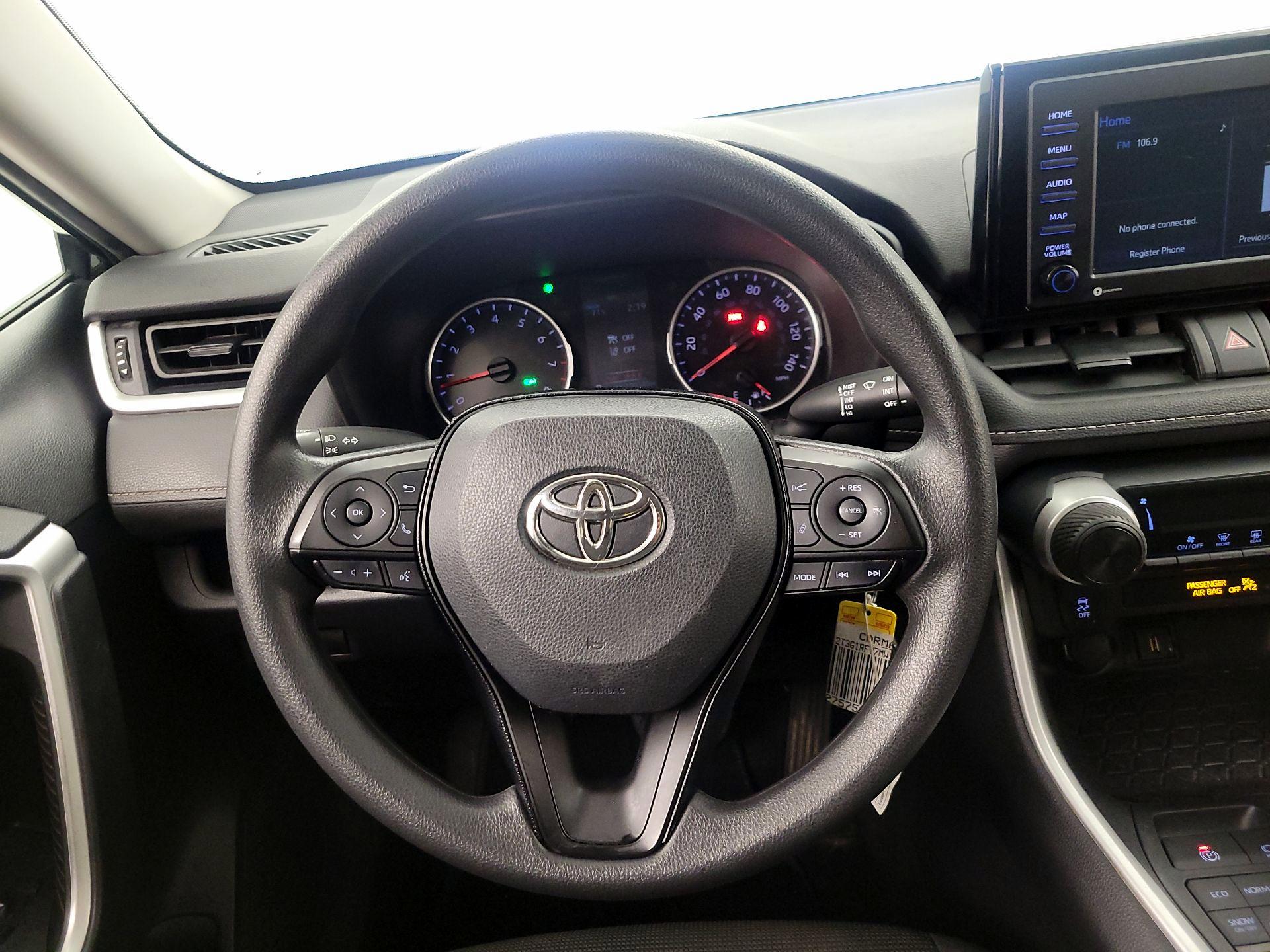 Thumbnail: 2021 Toyota RAV4 - 10