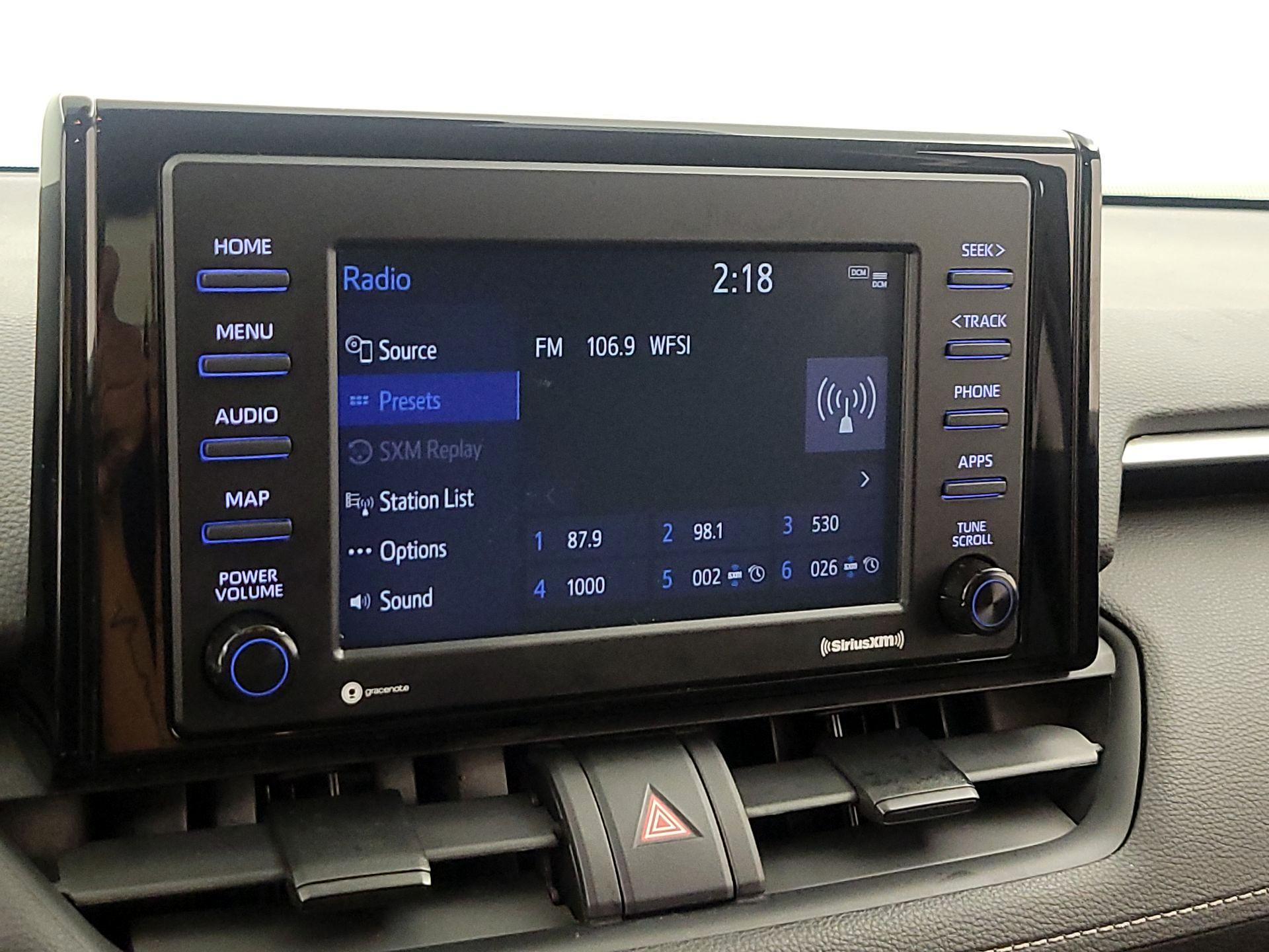 Thumbnail: 2021 Toyota RAV4 - 15
