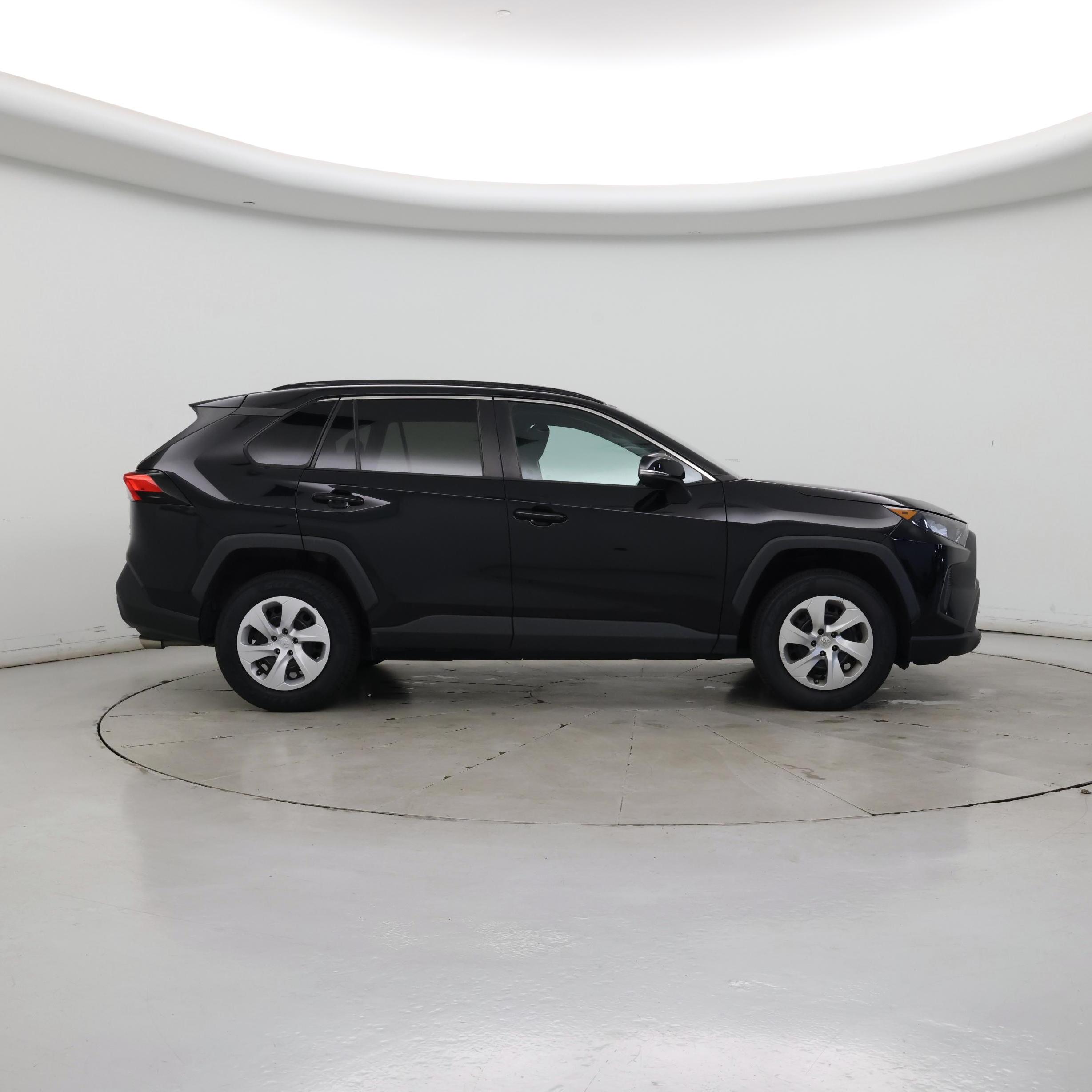 Thumbnail: 2021 Toyota RAV4 - 7