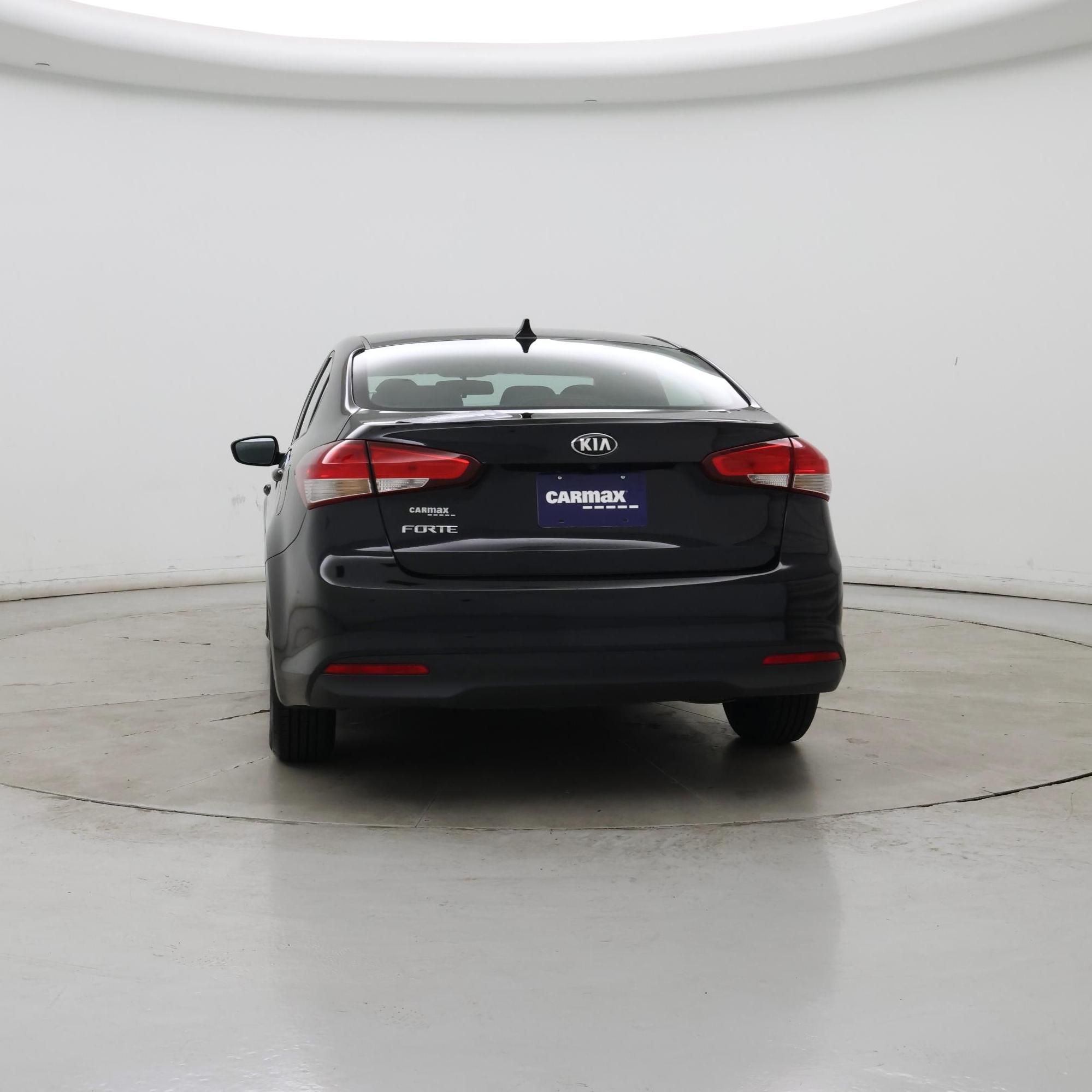 Thumbnail: 2018 Kia Forte - 6