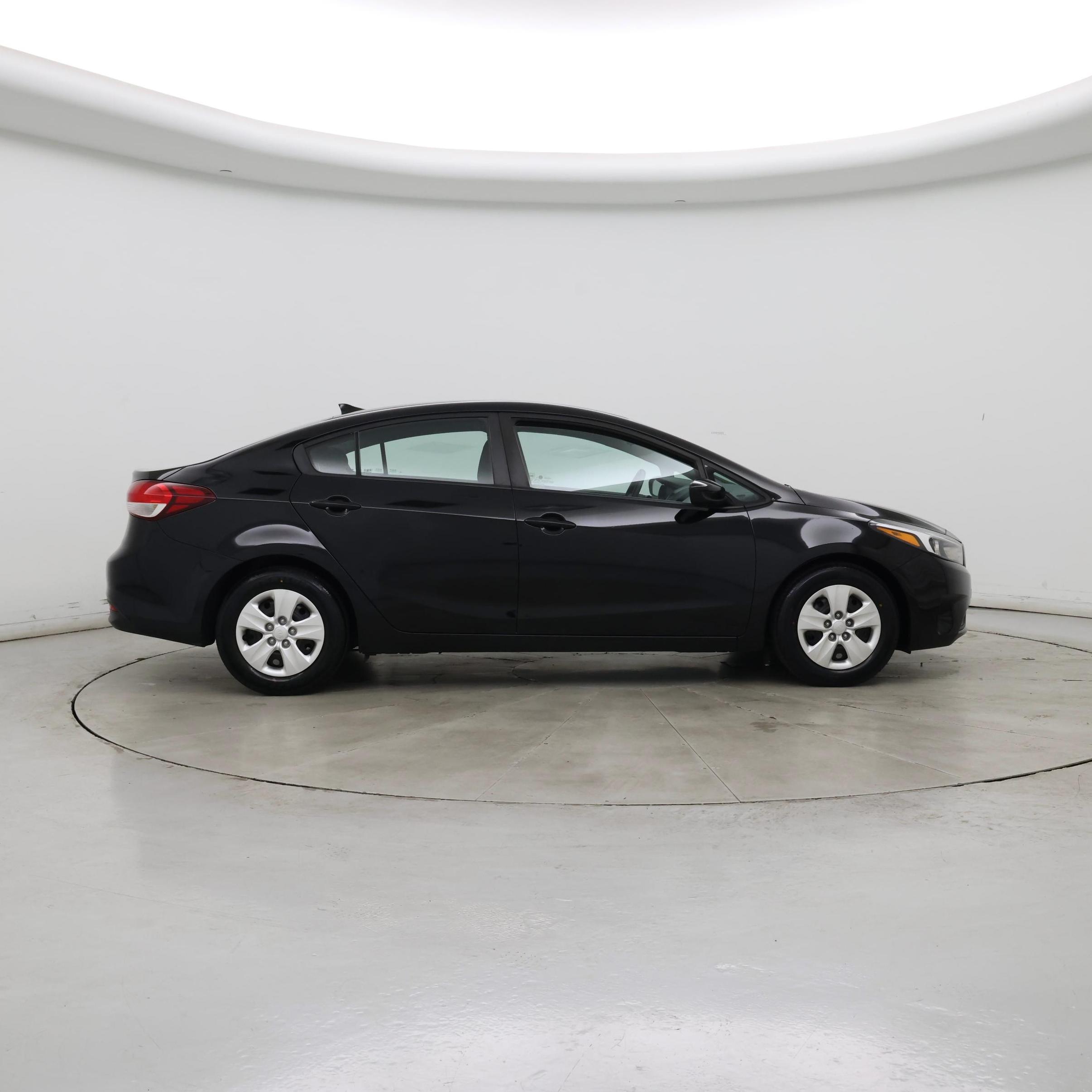 Thumbnail: 2018 Kia Forte - 7