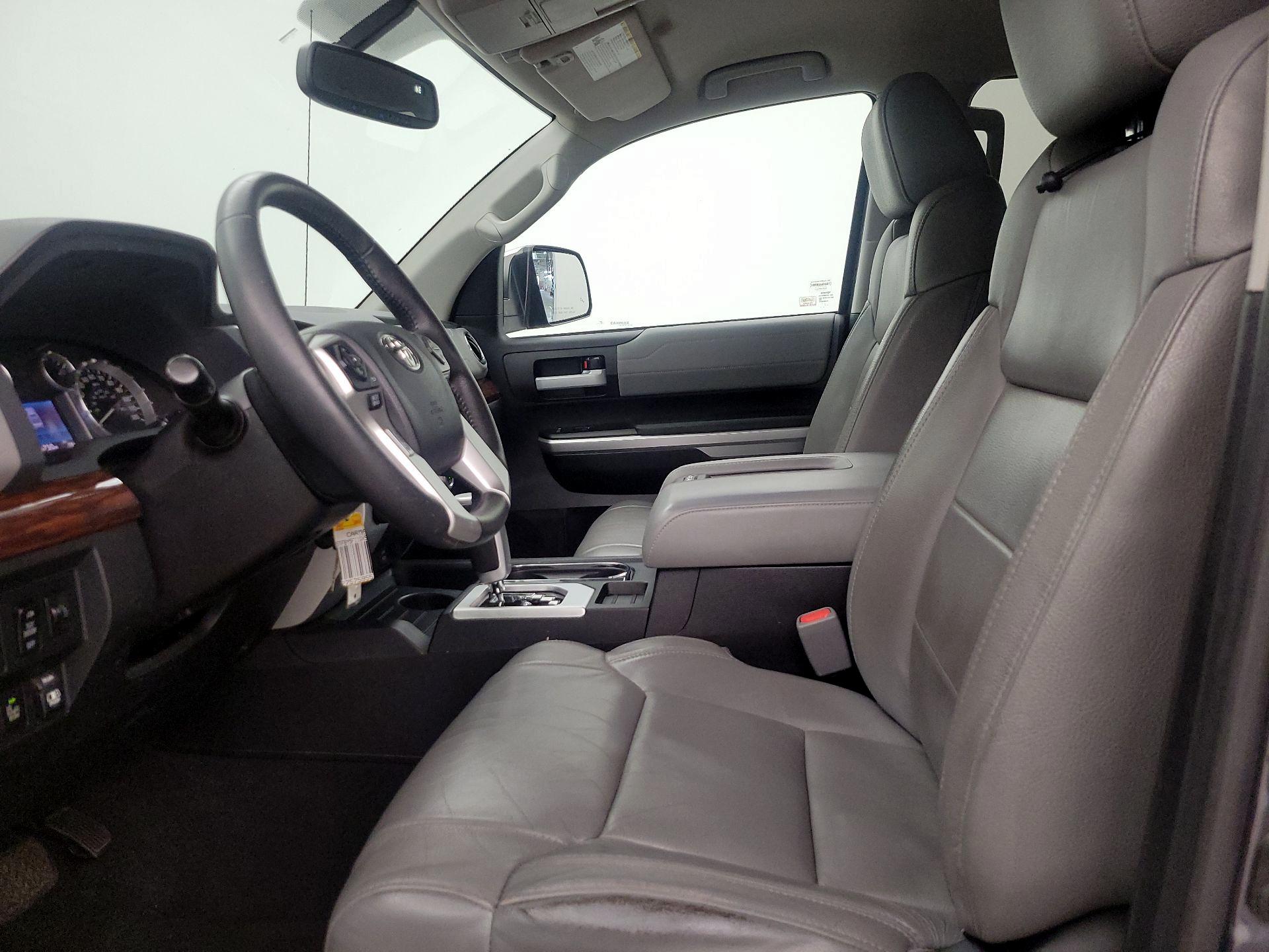 Thumbnail: 2016 Toyota Tundra - 11