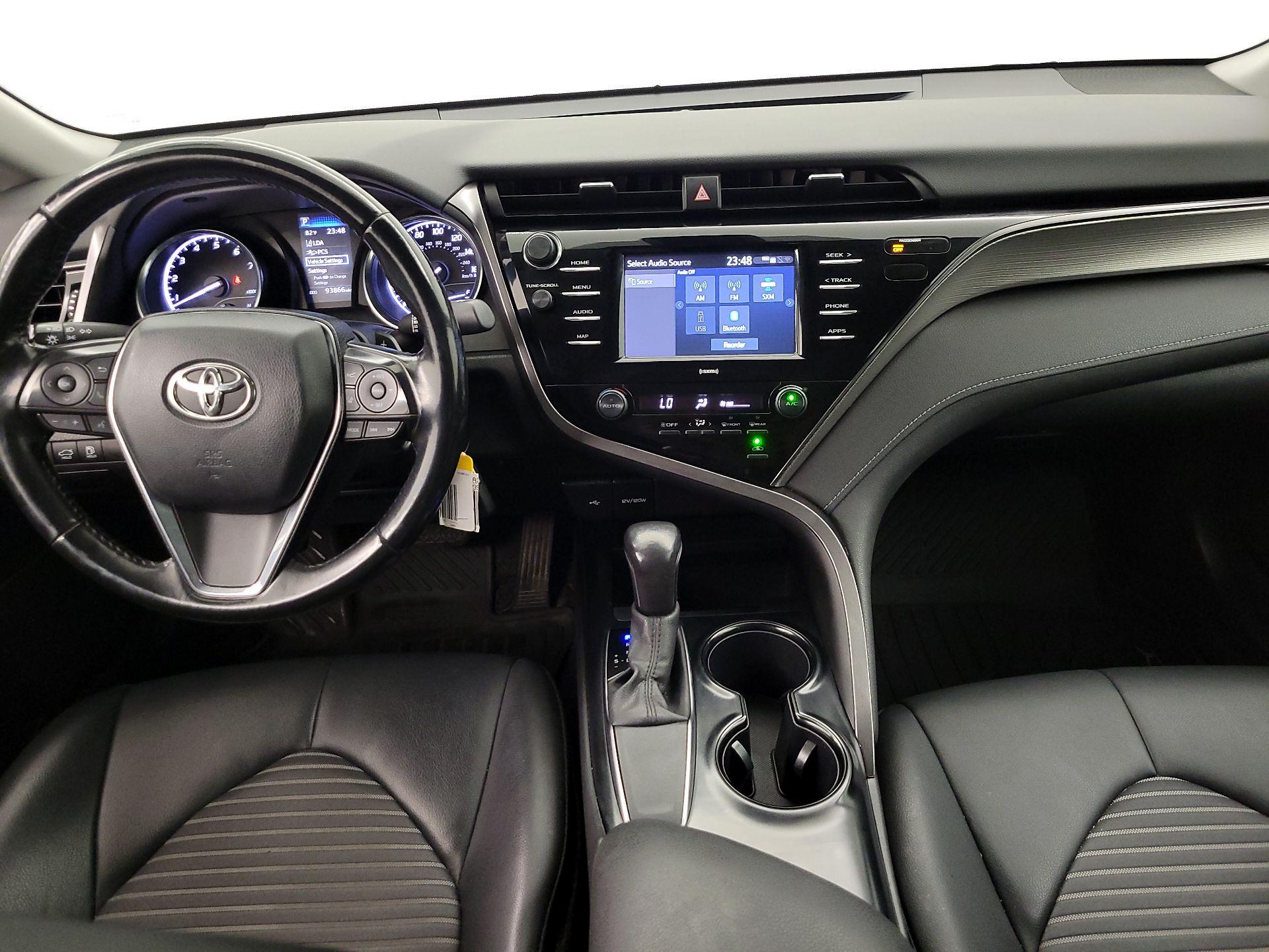 Thumbnail: 2020 Toyota Camry - 9
