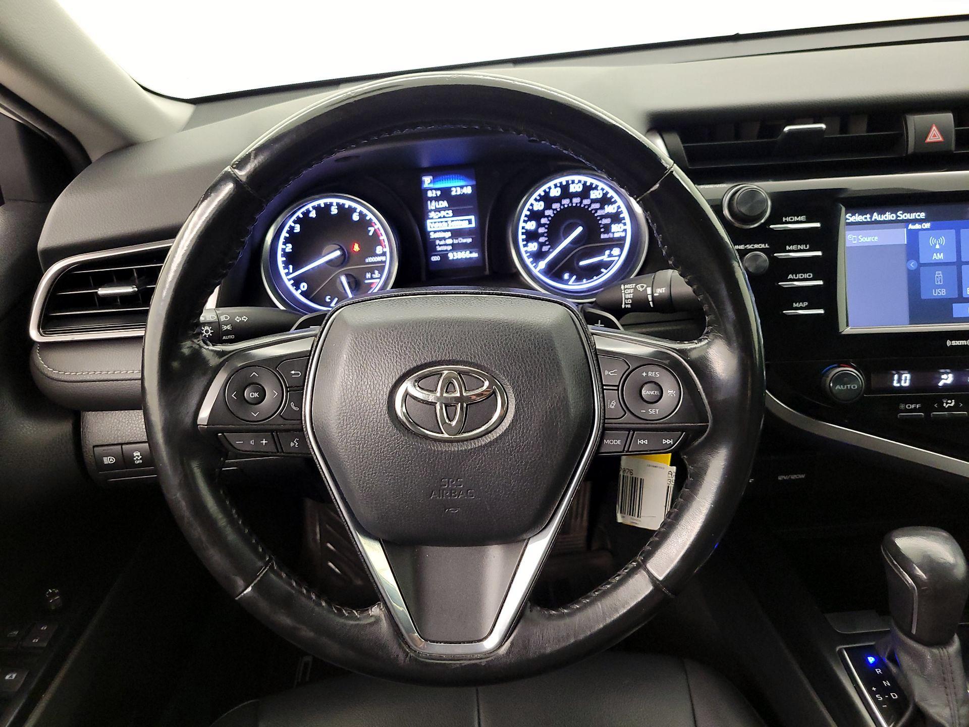 Thumbnail: 2020 Toyota Camry - 10