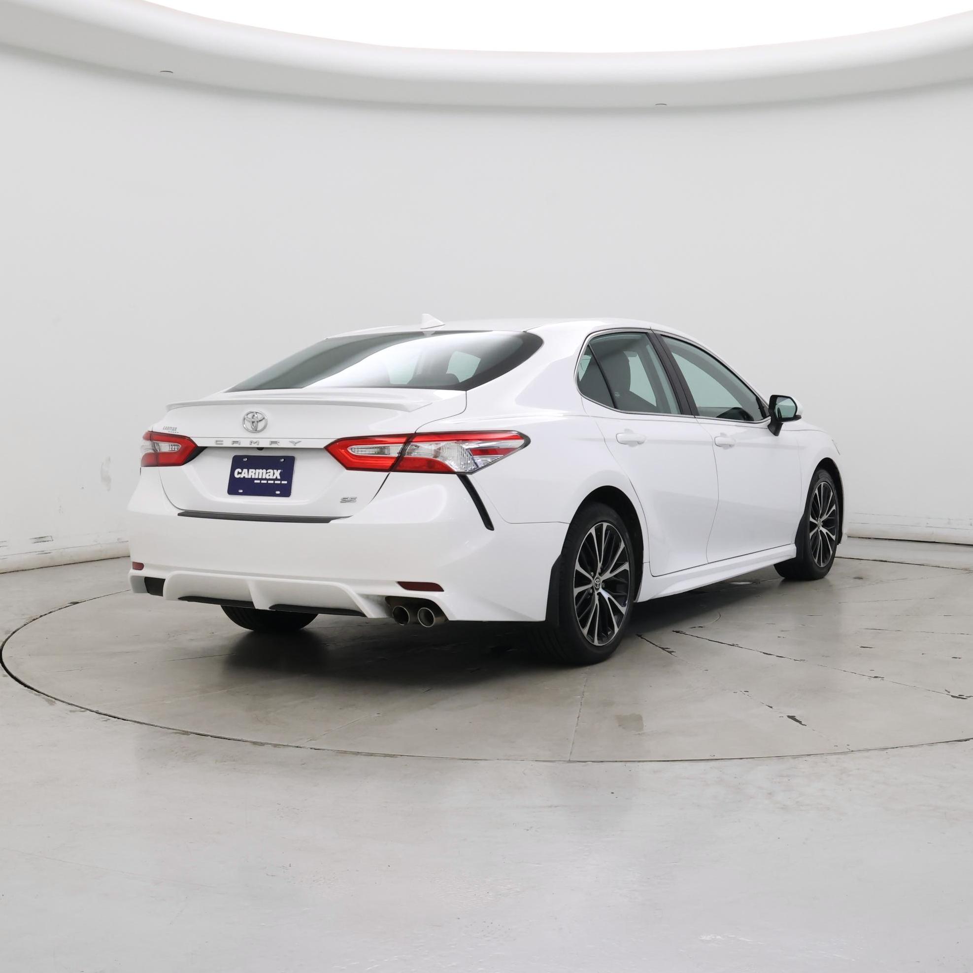 Thumbnail: 2020 Toyota Camry - 8