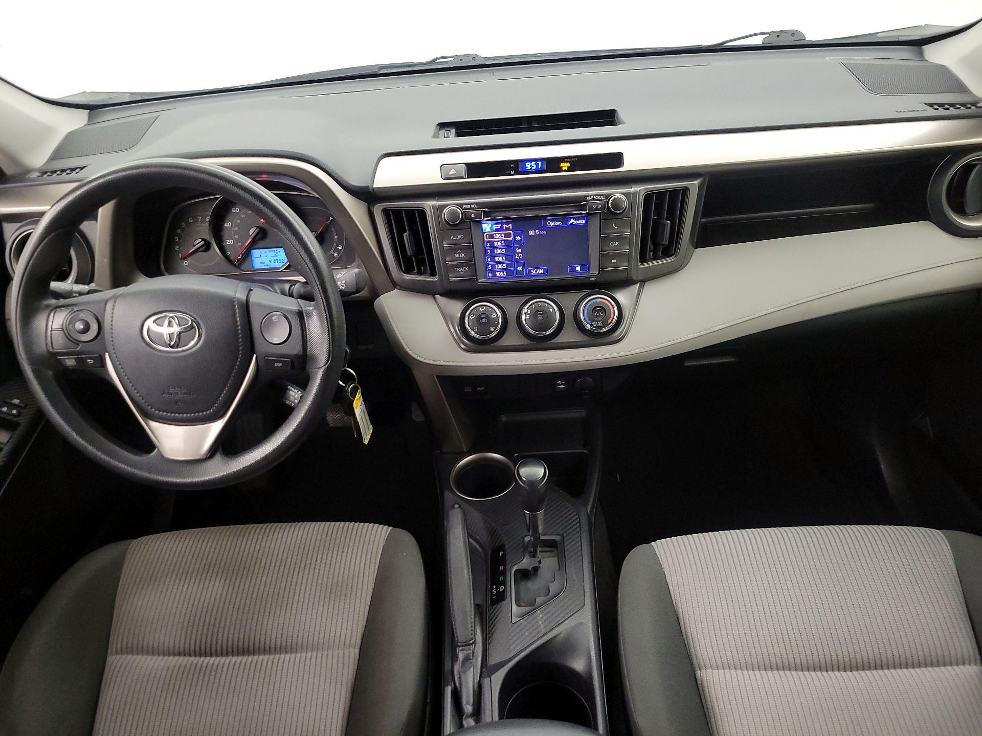 Thumbnail: 2013 Toyota RAV4 - 9