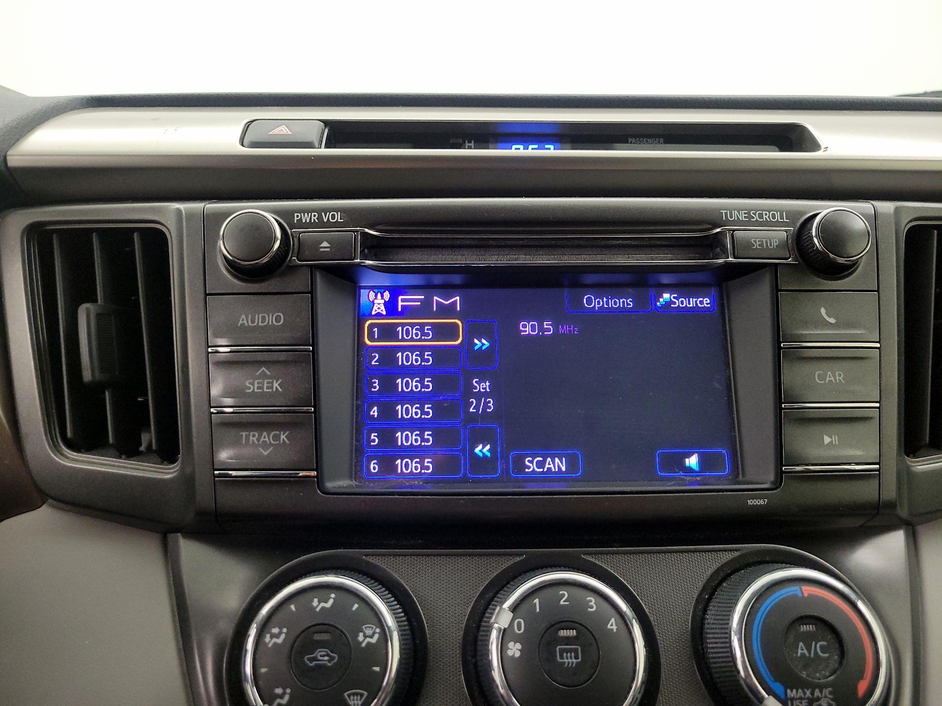 Thumbnail: 2013 Toyota RAV4 - 15