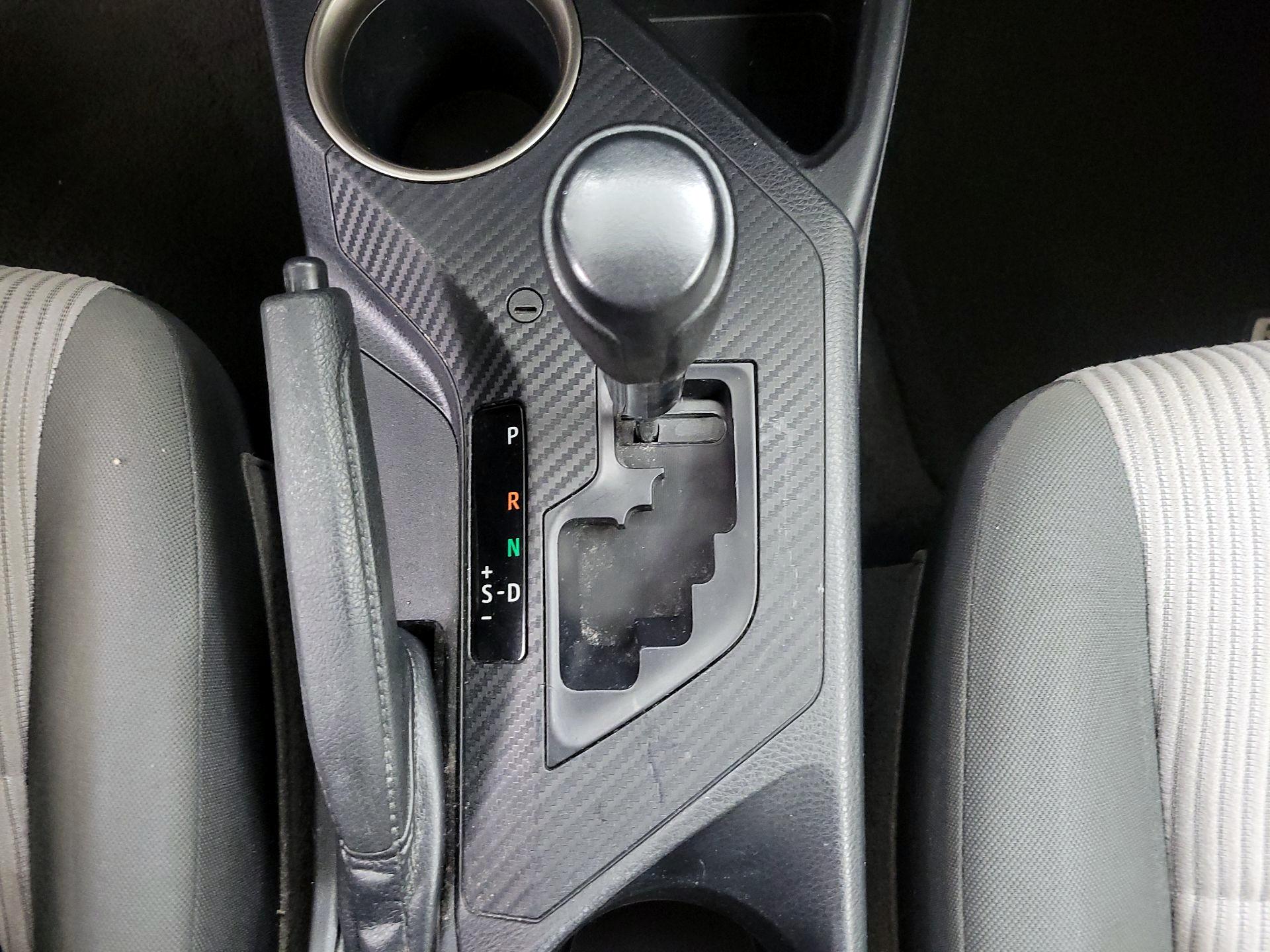 Thumbnail: 2013 Toyota RAV4 - 17