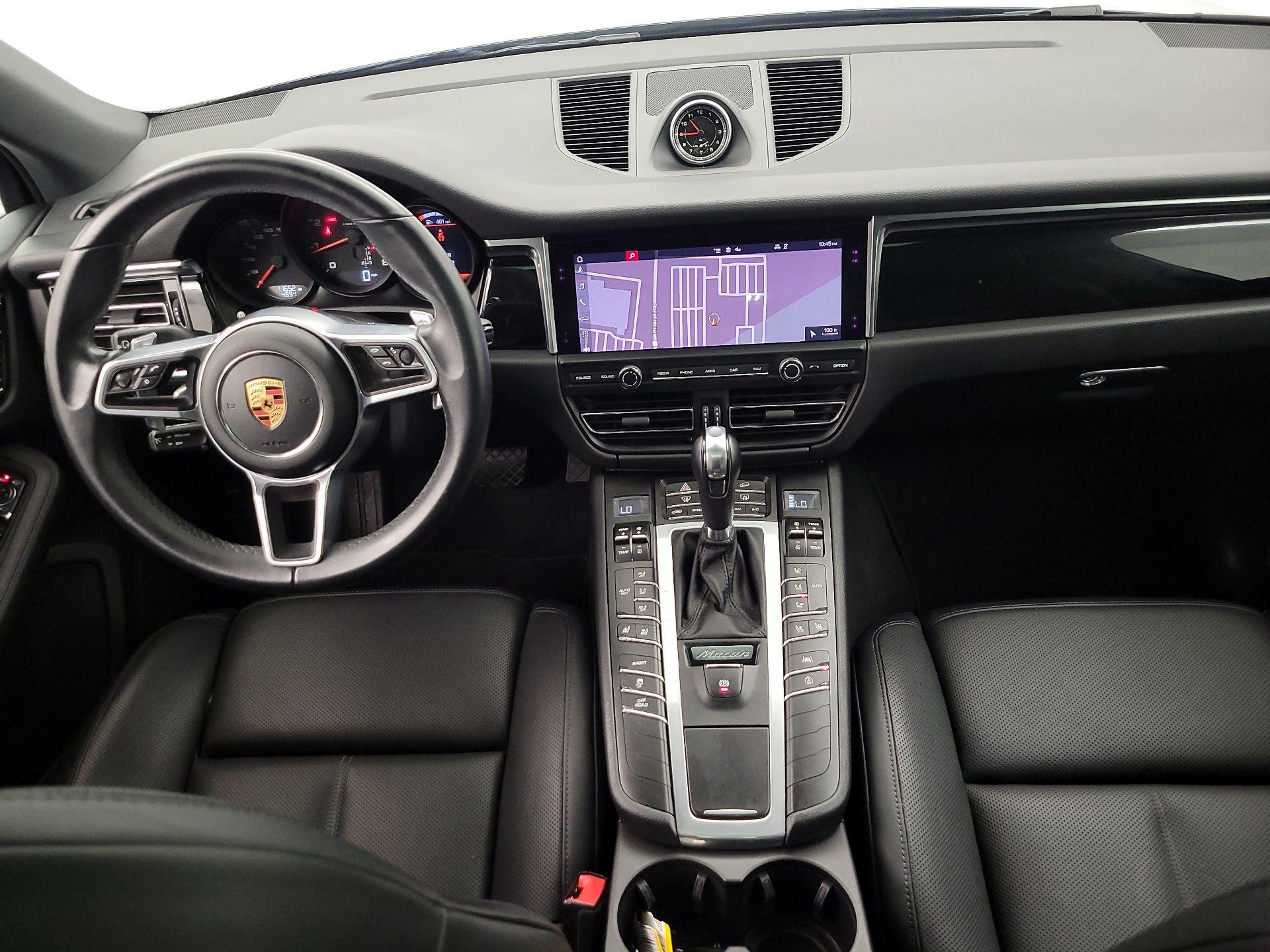 Thumbnail: 2020 Porsche Macan - 9