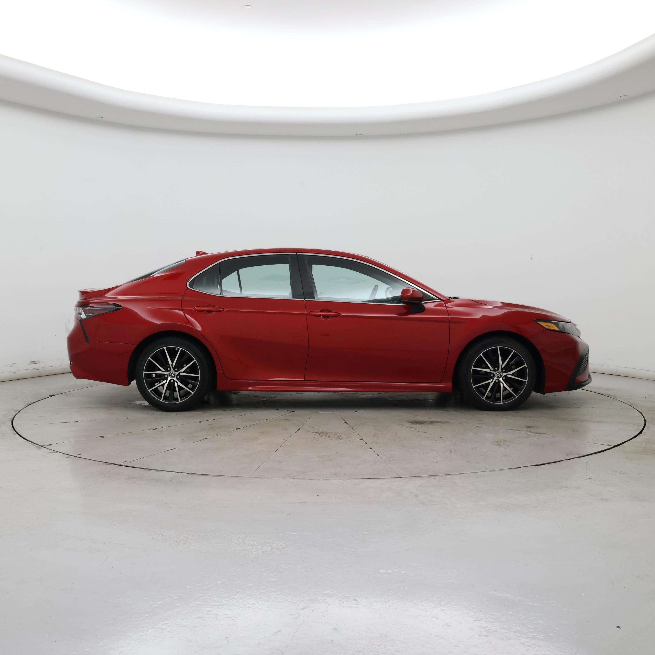 Thumbnail: 2021 Toyota Camry - 7