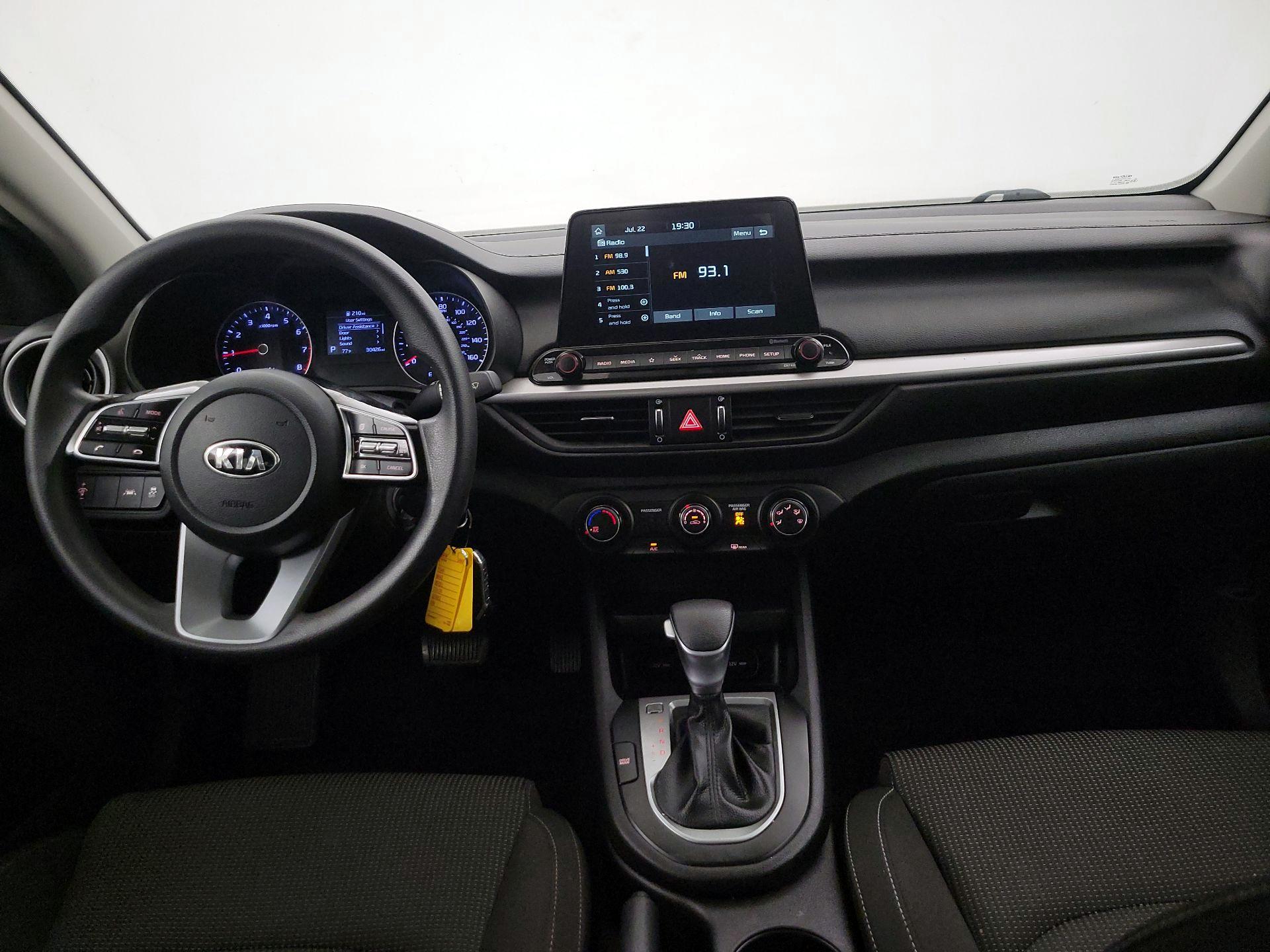 Thumbnail: 2021 Kia Forte - 9