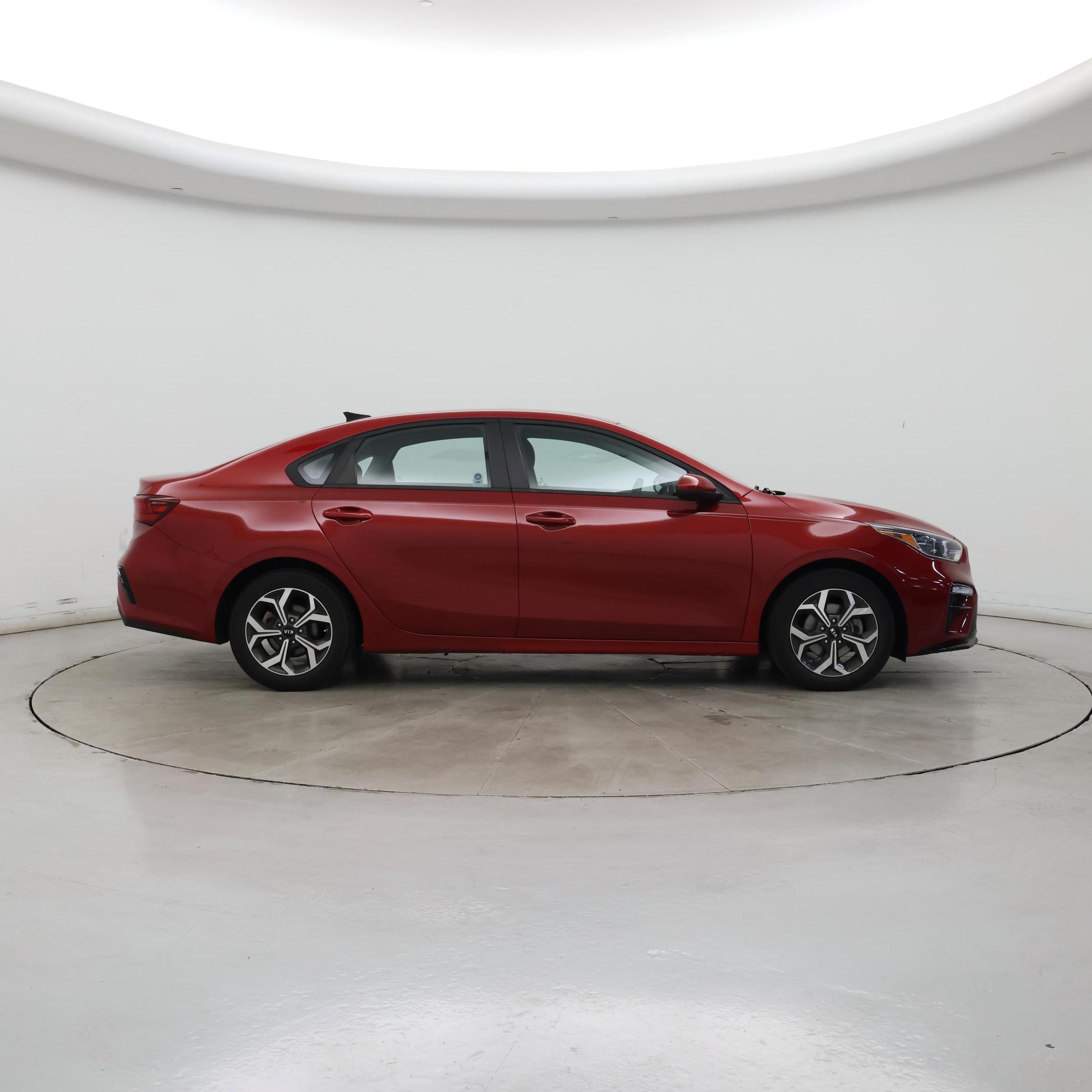 Thumbnail: 2021 Kia Forte - 7