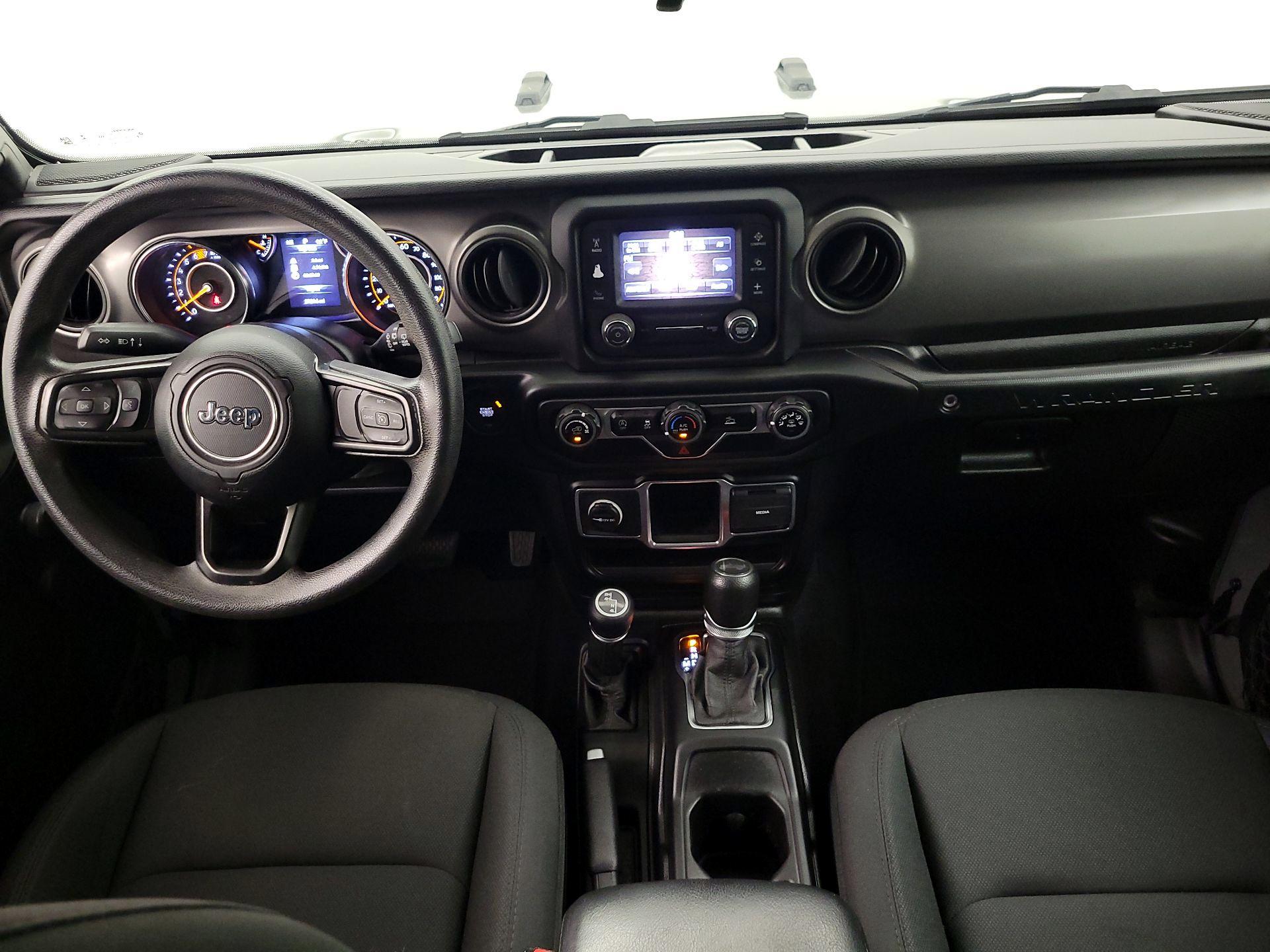 Thumbnail: 2021 Jeep Wrangler - 9
