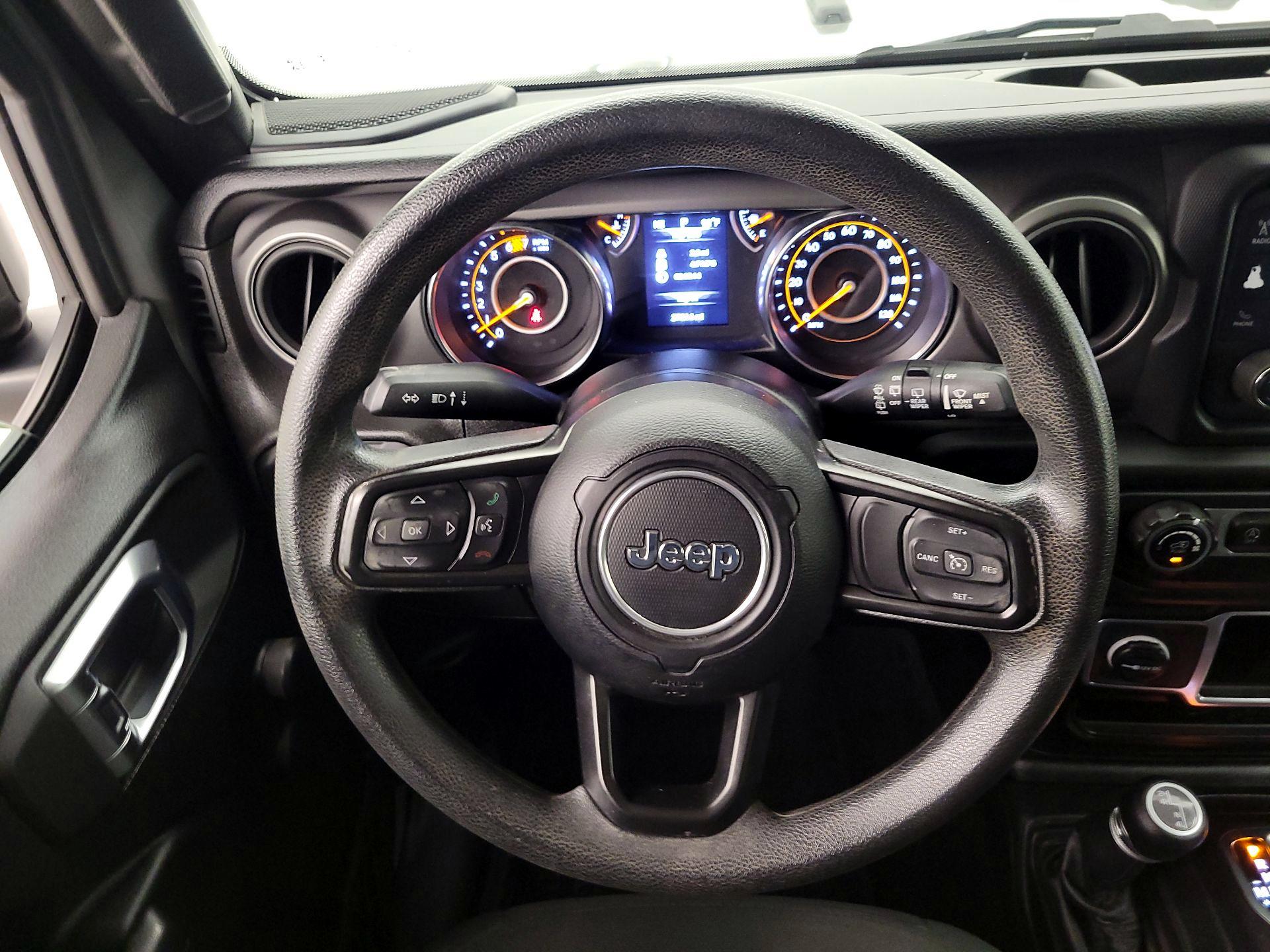 Thumbnail: 2021 Jeep Wrangler - 10