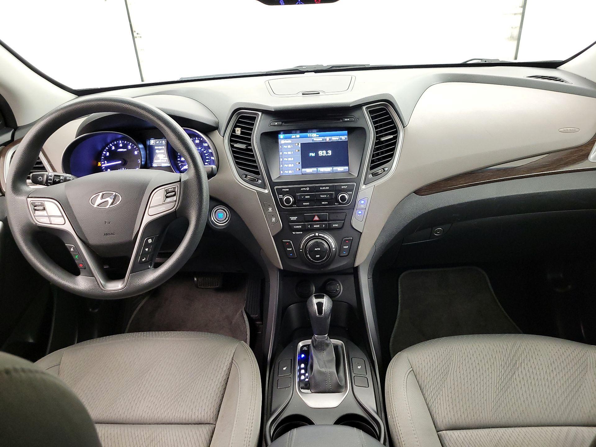 Thumbnail: 2018 Hyundai Santa Fe - 9
