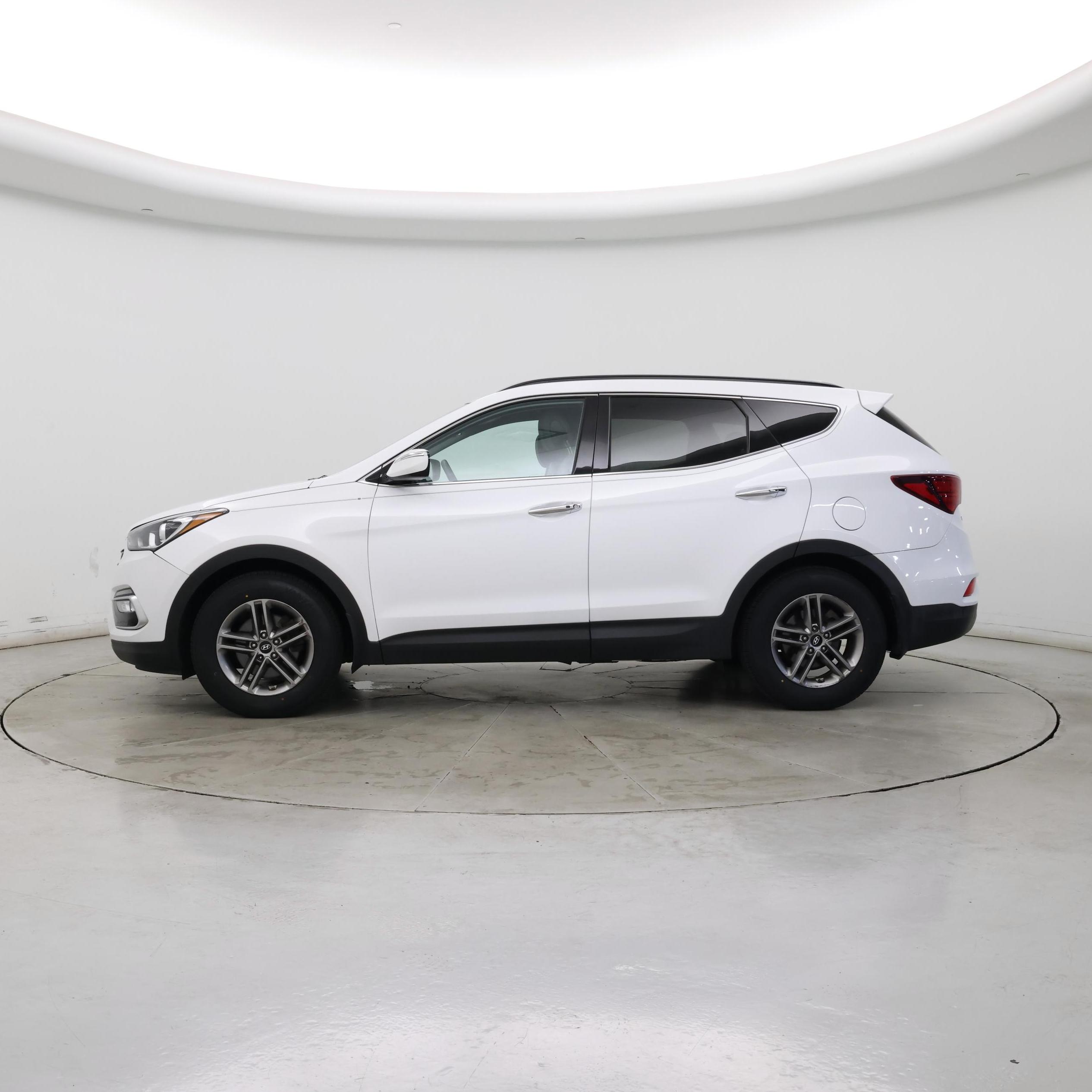 Thumbnail: 2018 Hyundai Santa Fe - 3