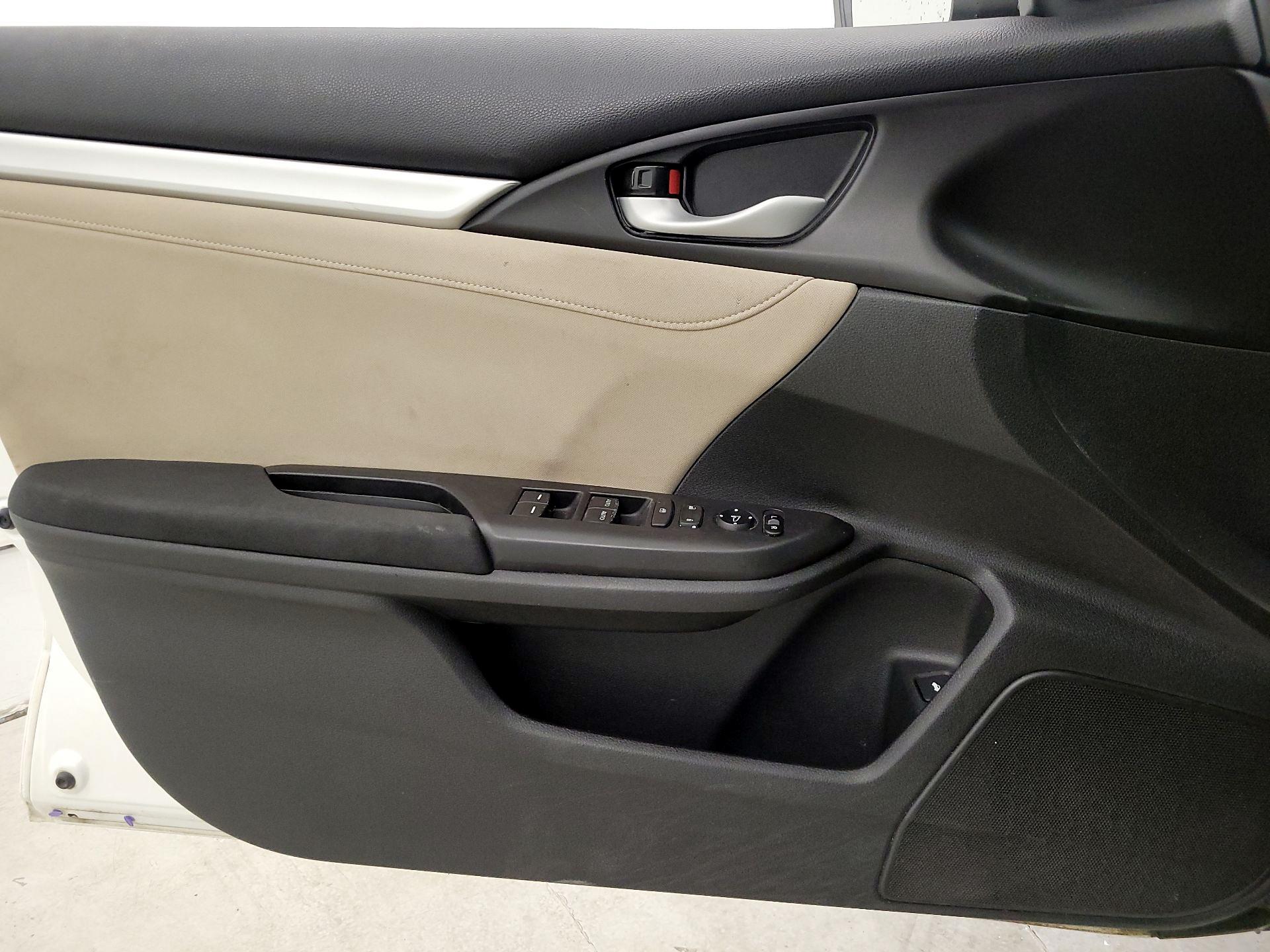 Thumbnail: 2018 Honda Civic - 12