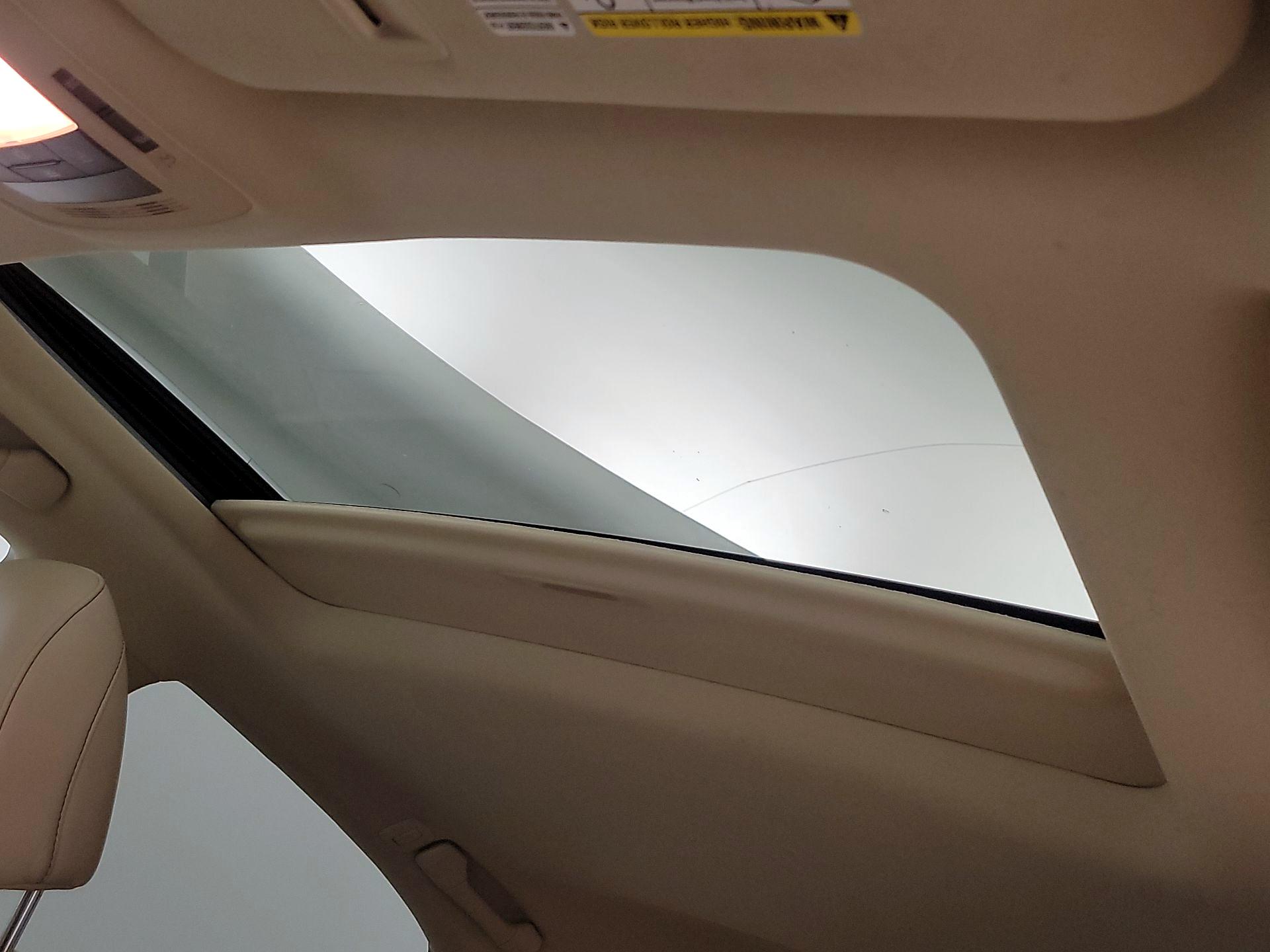 Thumbnail: 2015 Lexus RX - 20