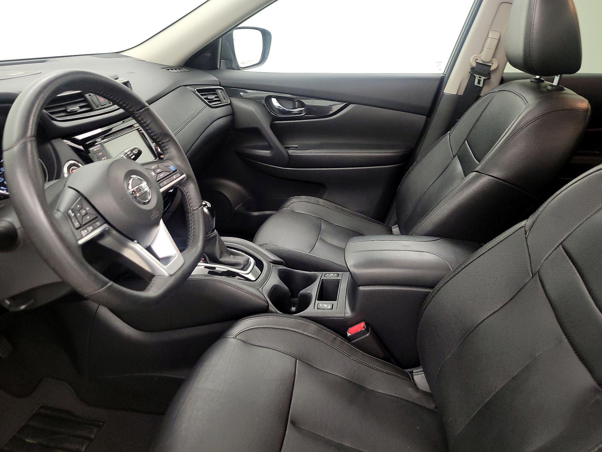 Thumbnail: 2019 Nissan Rogue - 11