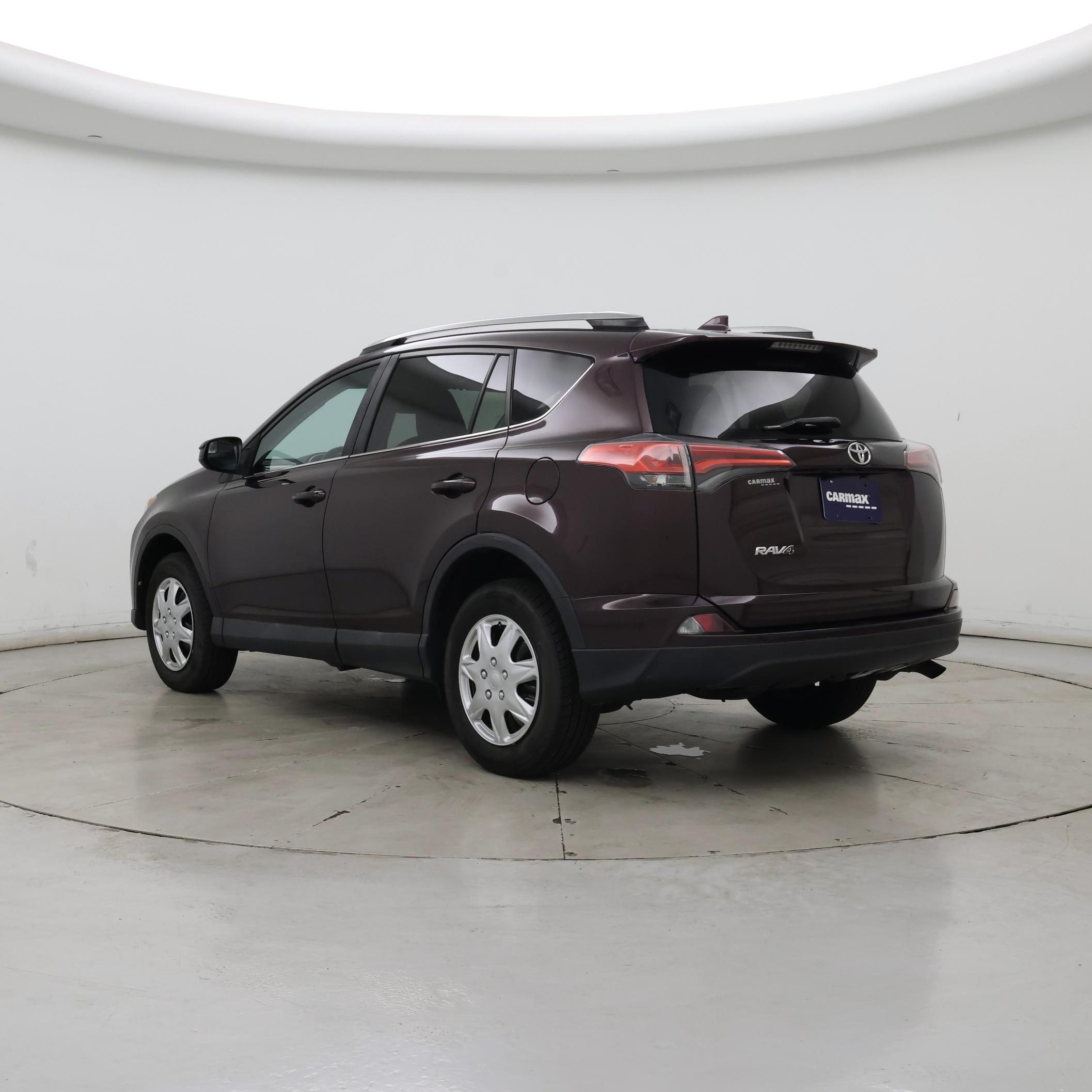 Thumbnail: 2017 Toyota RAV4 - 2