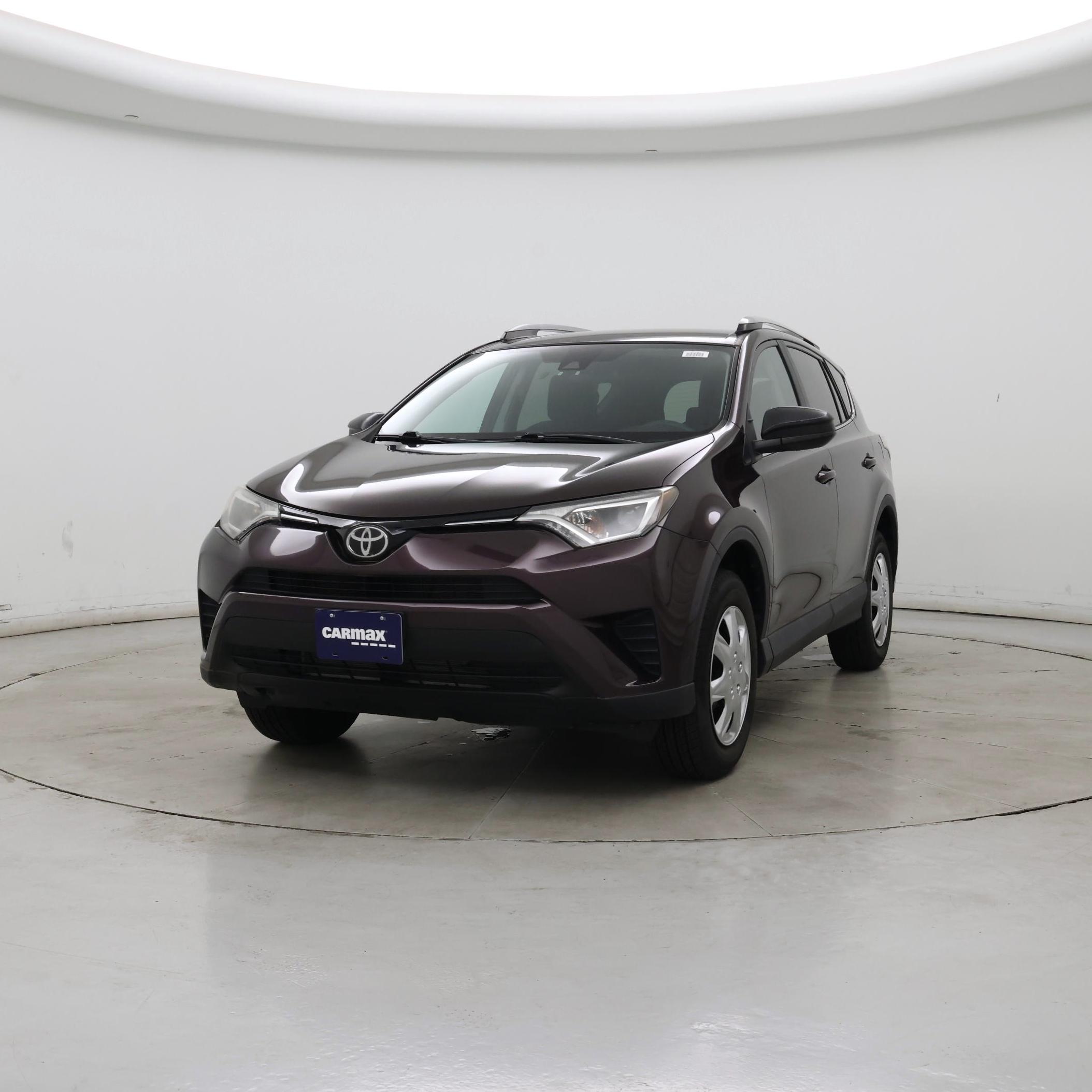 Thumbnail: 2017 Toyota RAV4 - 4