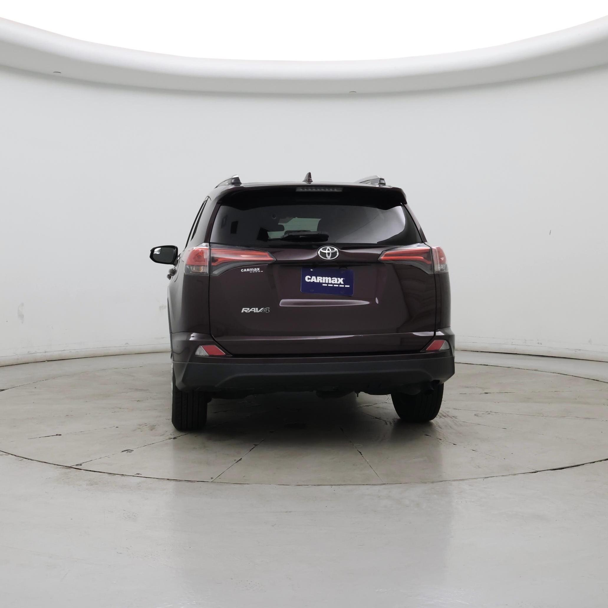 Thumbnail: 2017 Toyota RAV4 - 6