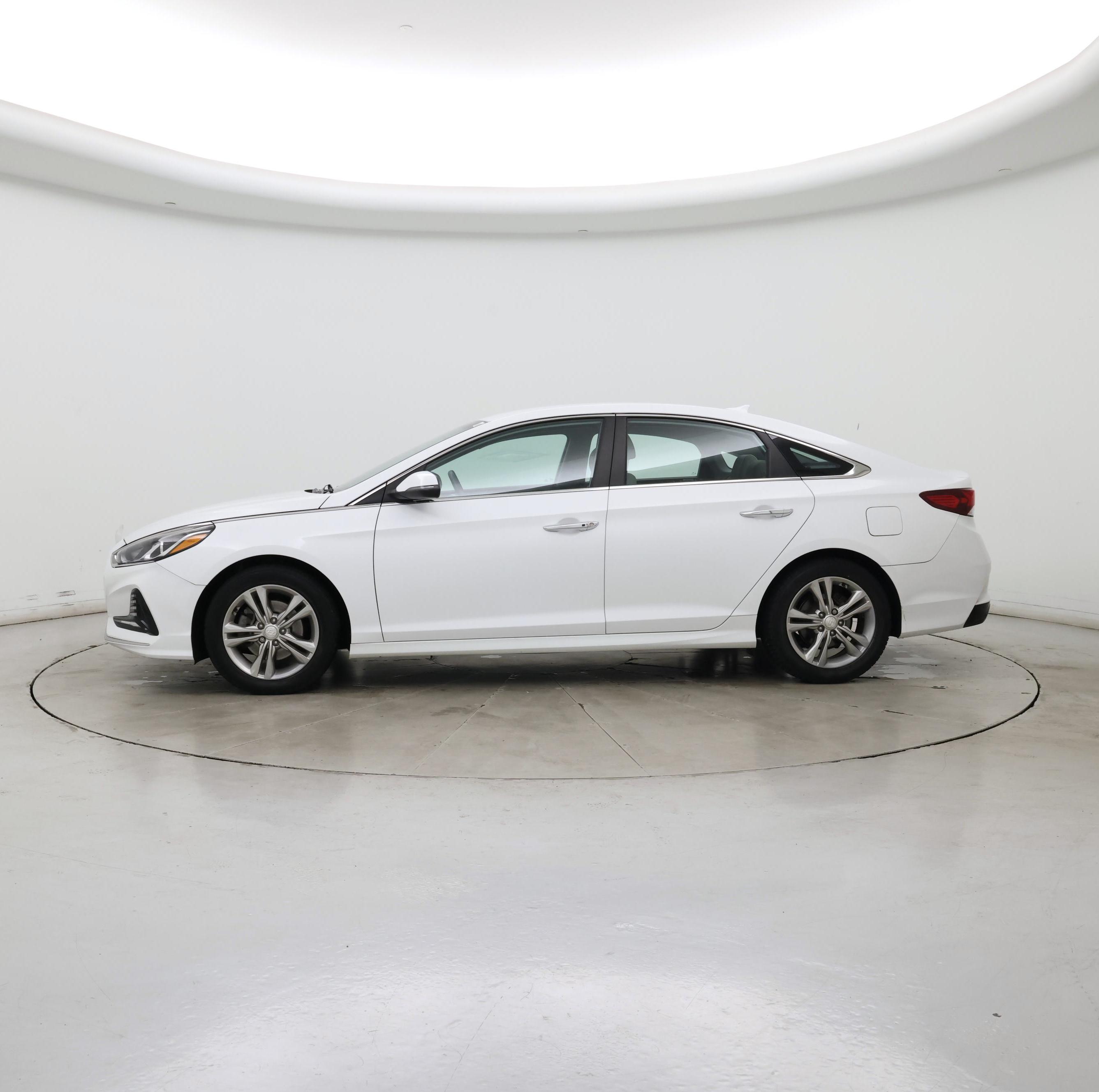 Thumbnail: 2018 Hyundai Sonata - 3