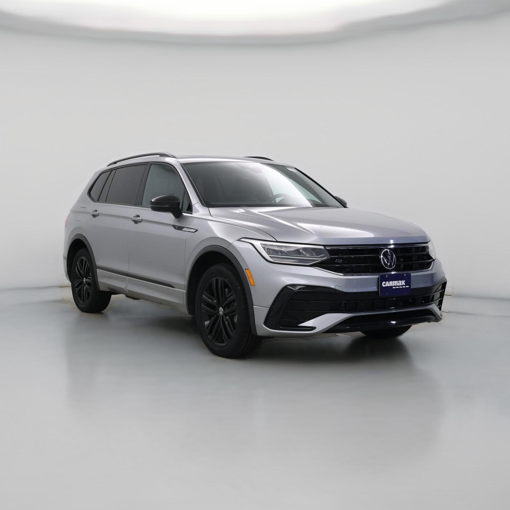 Thumbnail: 2022 Volkswagen Tiguan - 1