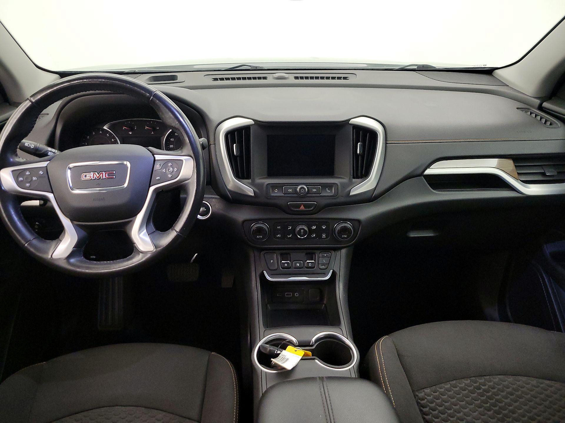 Thumbnail: 2020 GMC Terrain - 9