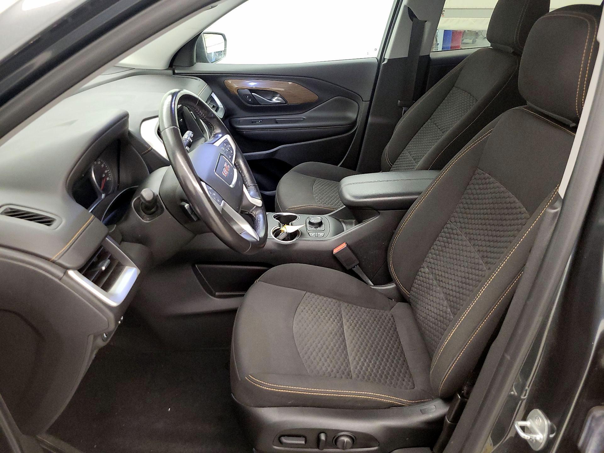 Thumbnail: 2020 GMC Terrain - 11