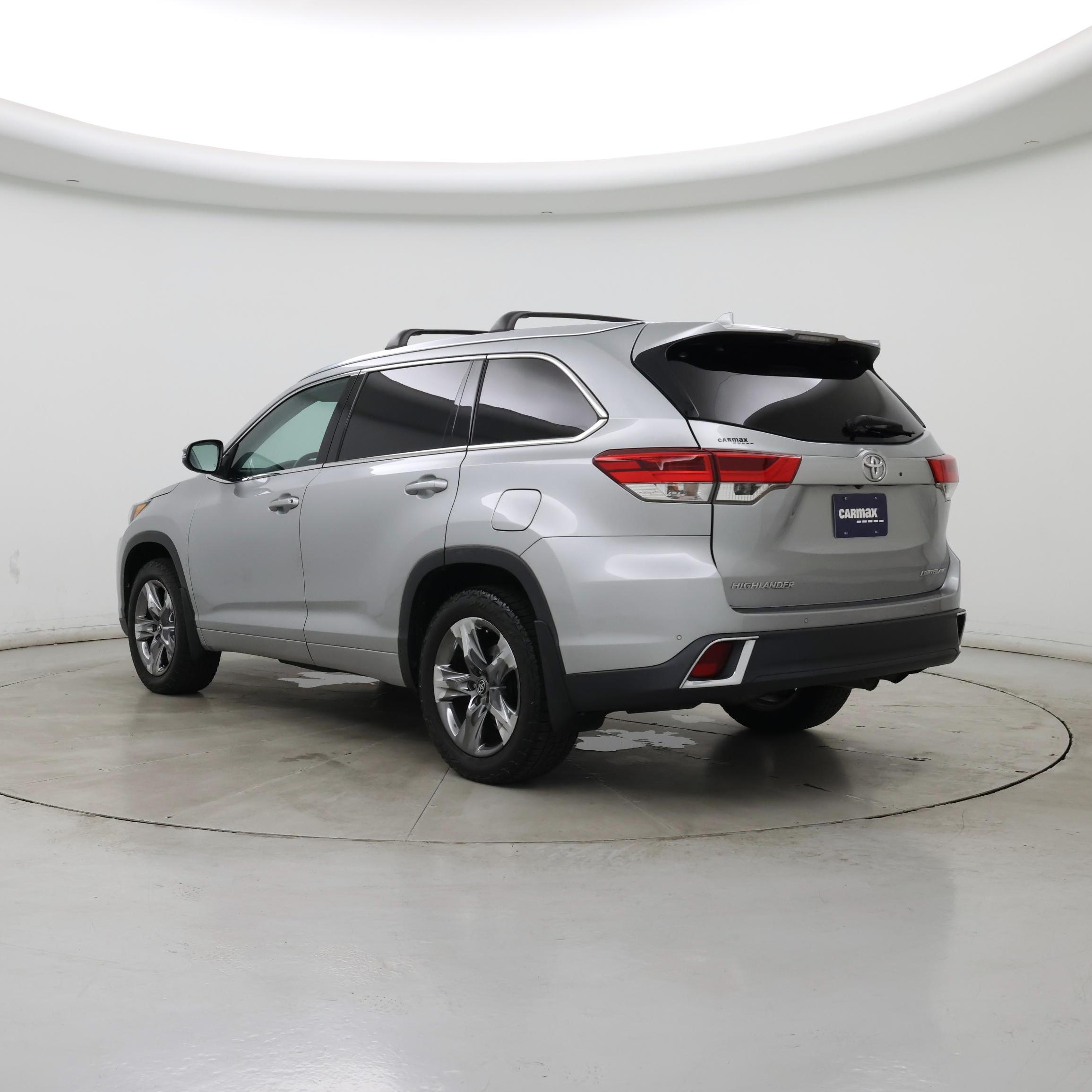 Thumbnail: 2018 Toyota Highlander - 2