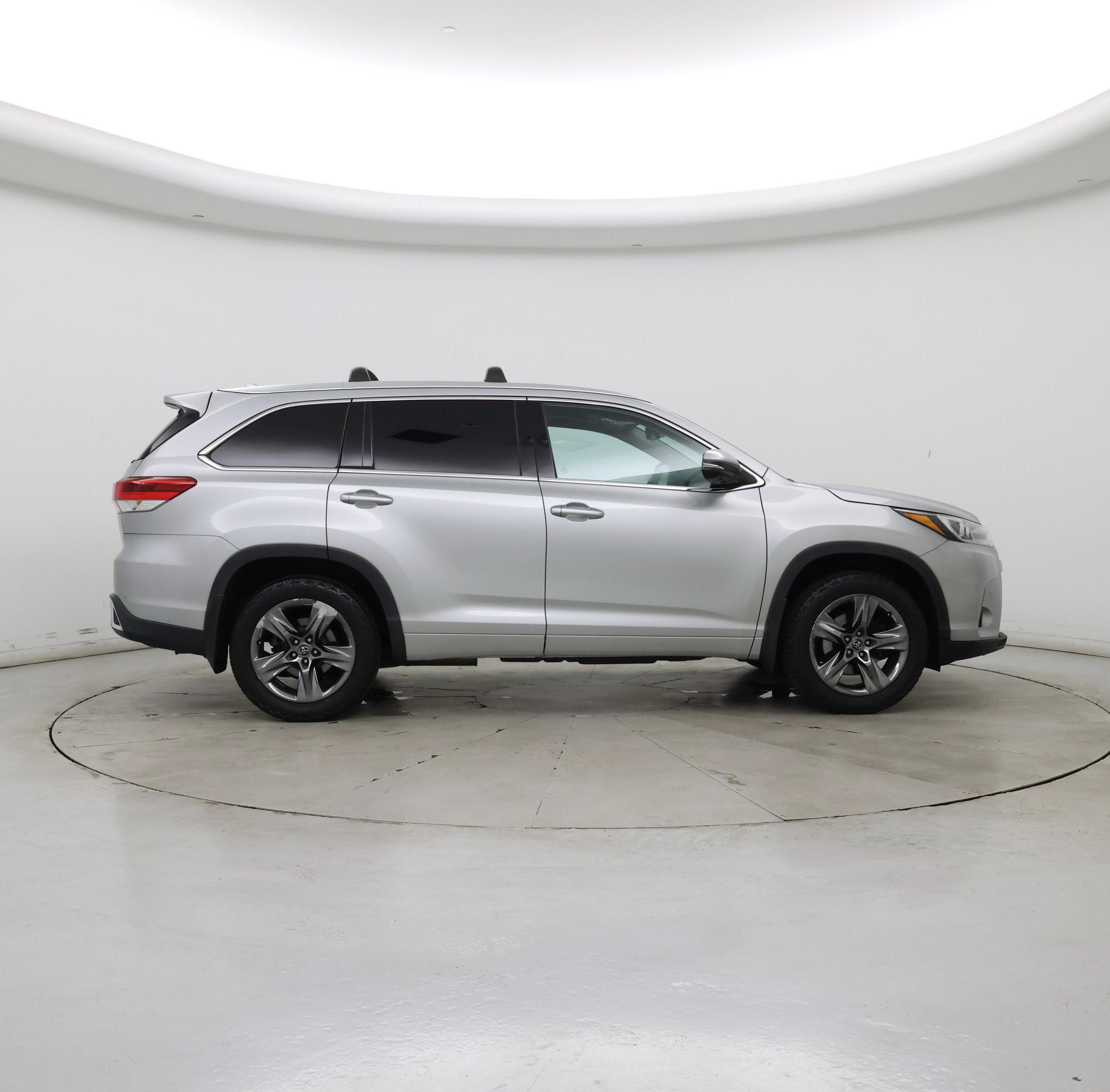 Thumbnail: 2018 Toyota Highlander - 7