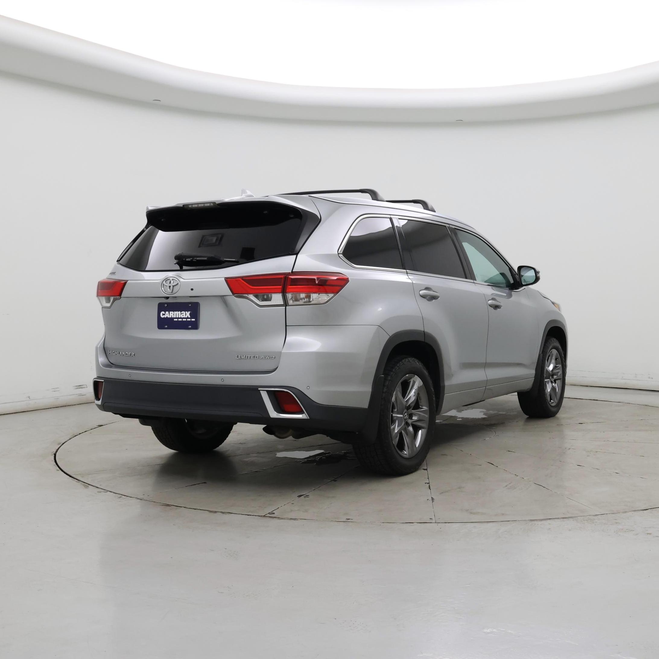 Thumbnail: 2018 Toyota Highlander - 8