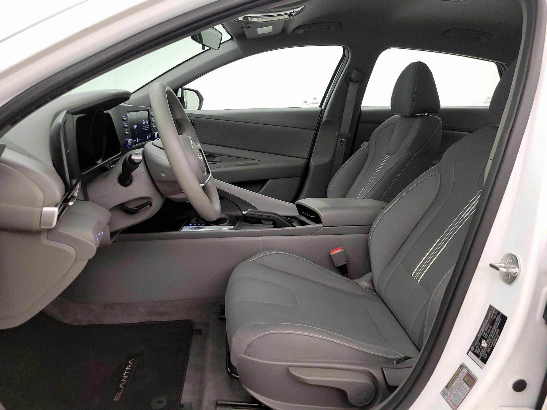Thumbnail: 2023 Hyundai Elantra - 11